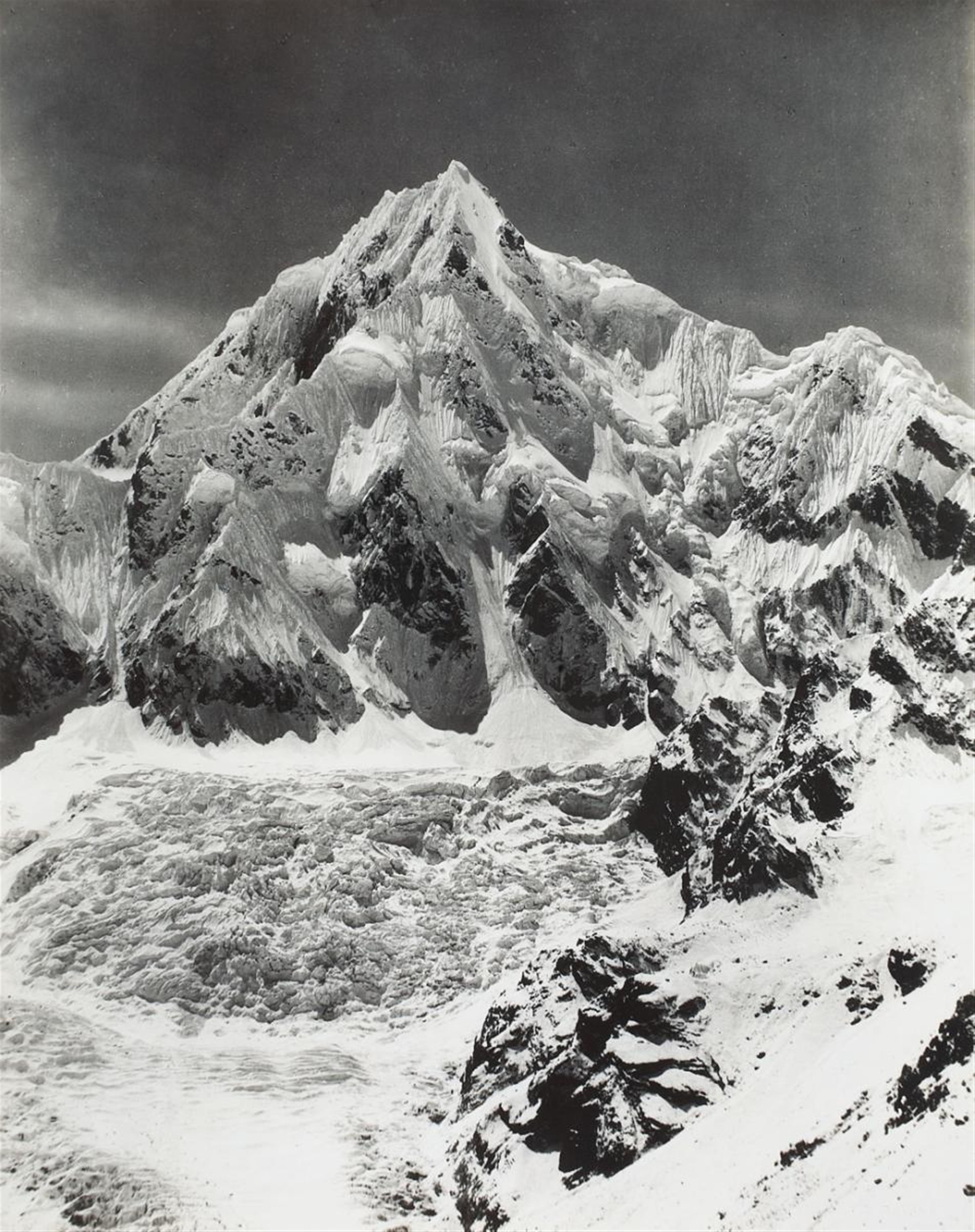 Vittorio Sella - Siniolchu taken from the top of the Zemu glacier - image-1