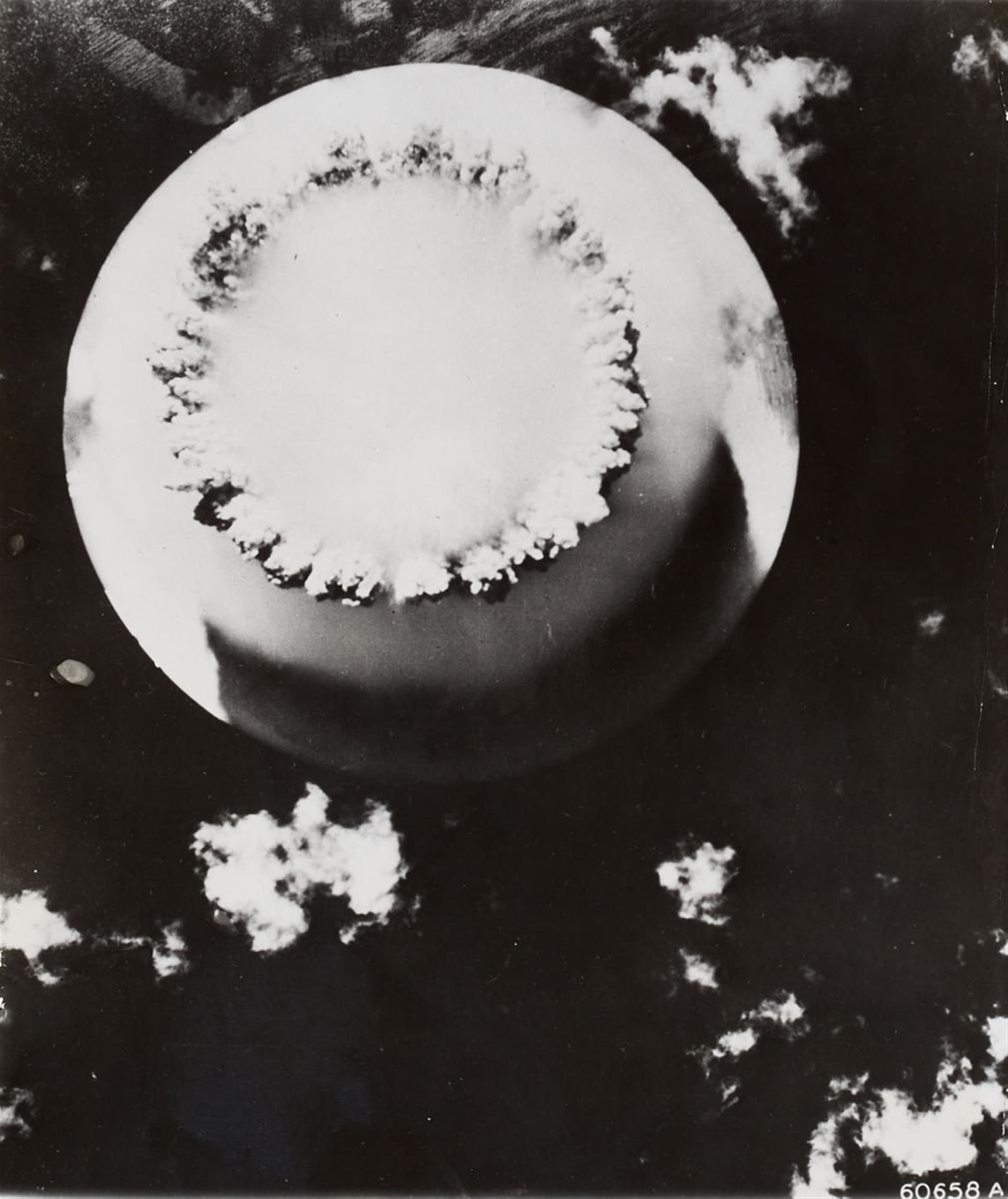 Associated Press Photo - Views of the underwater Atomic Bomb Explosion at Bikini Atoll. - image-1