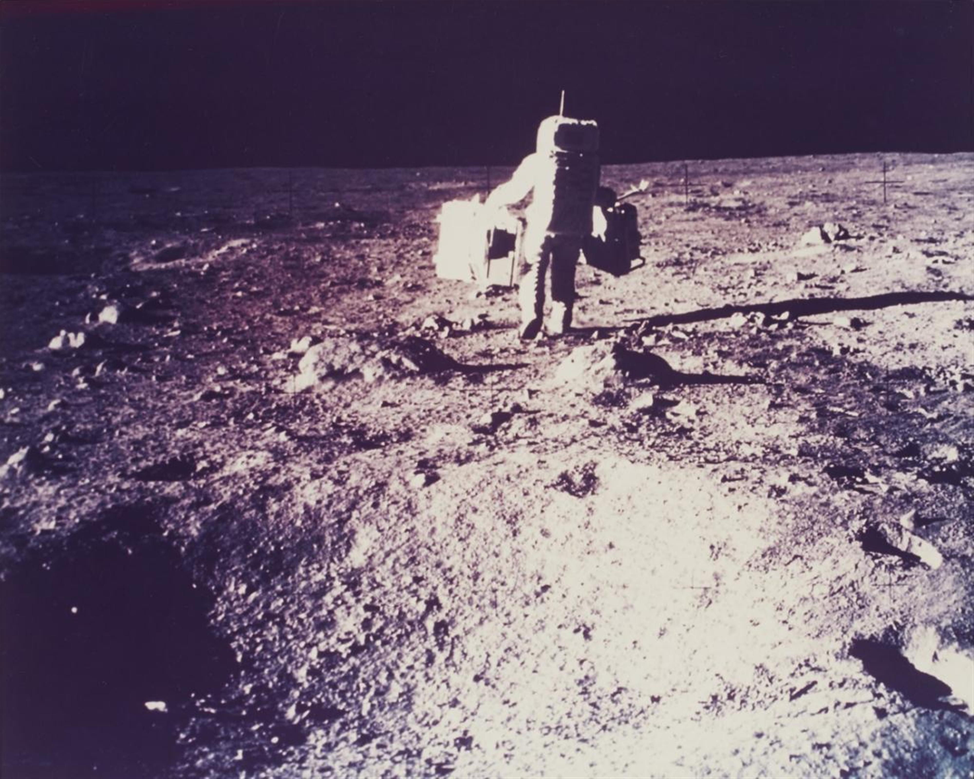 NASA - Aldrin prepares to deploy two EASEP components, Apollo 11 - image-1