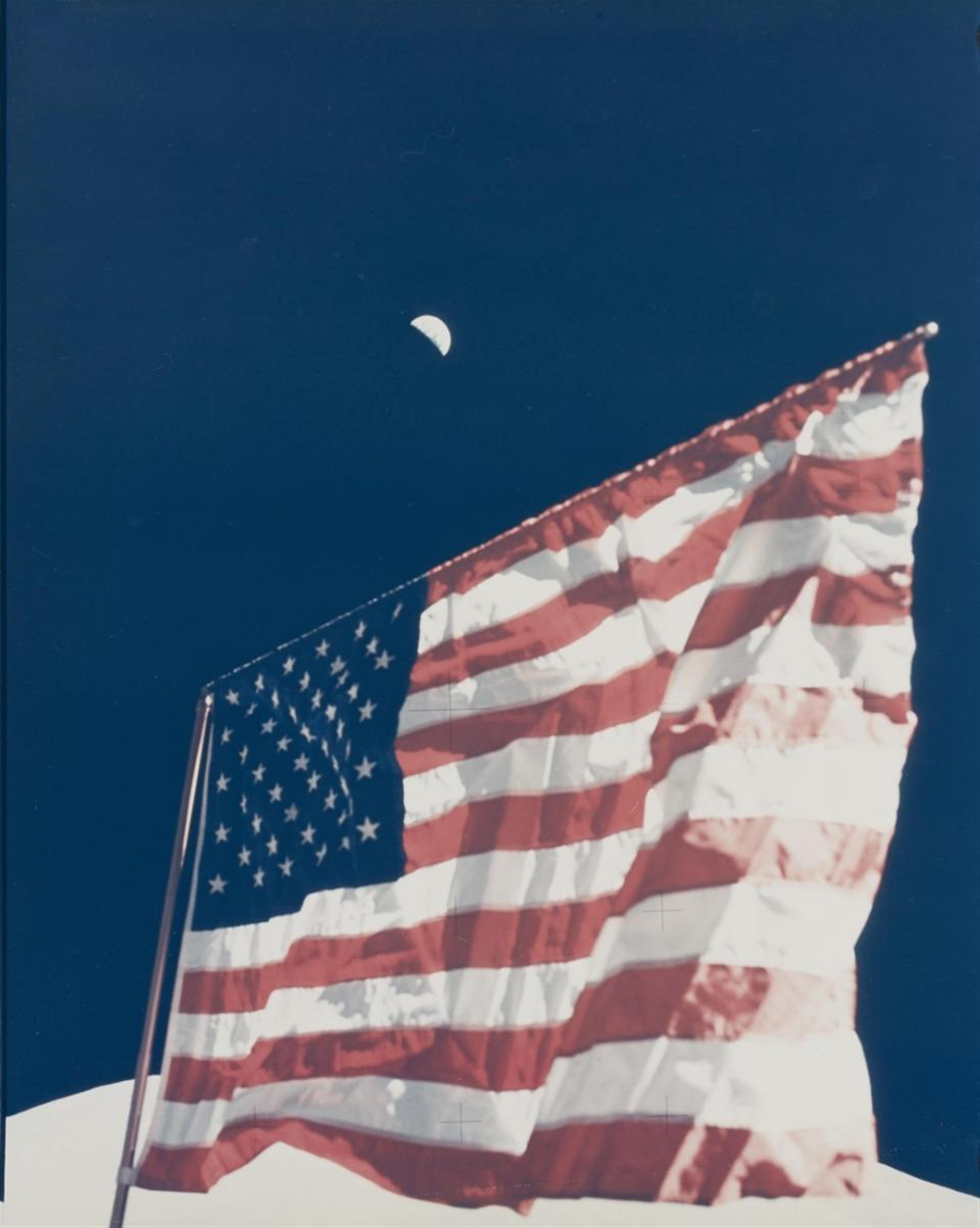 NASA - US flag on moon, Apollo 17 - image-1