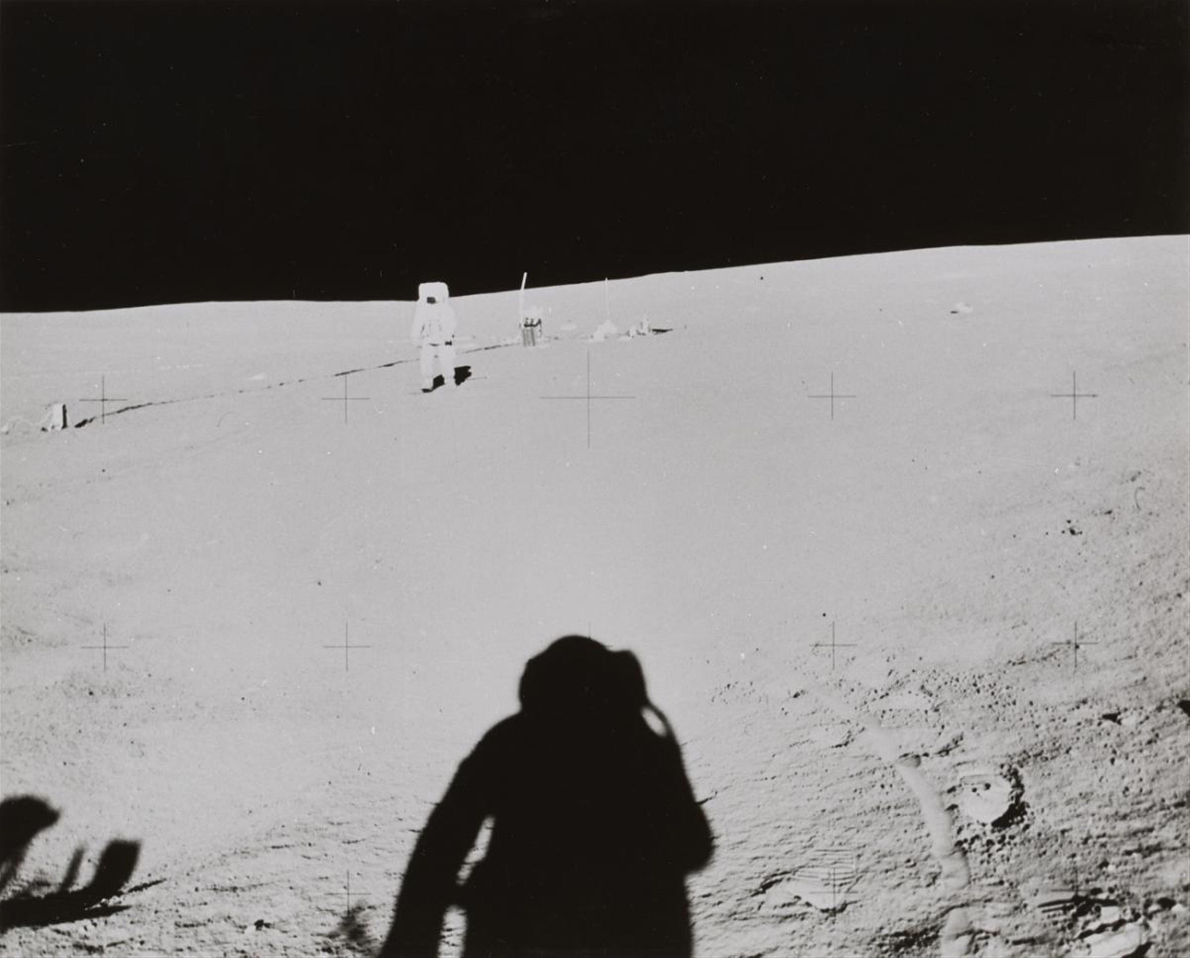NASA - Astronaut Mitchell, Apollo 14 pilot, walks toward the lunar module - image-1