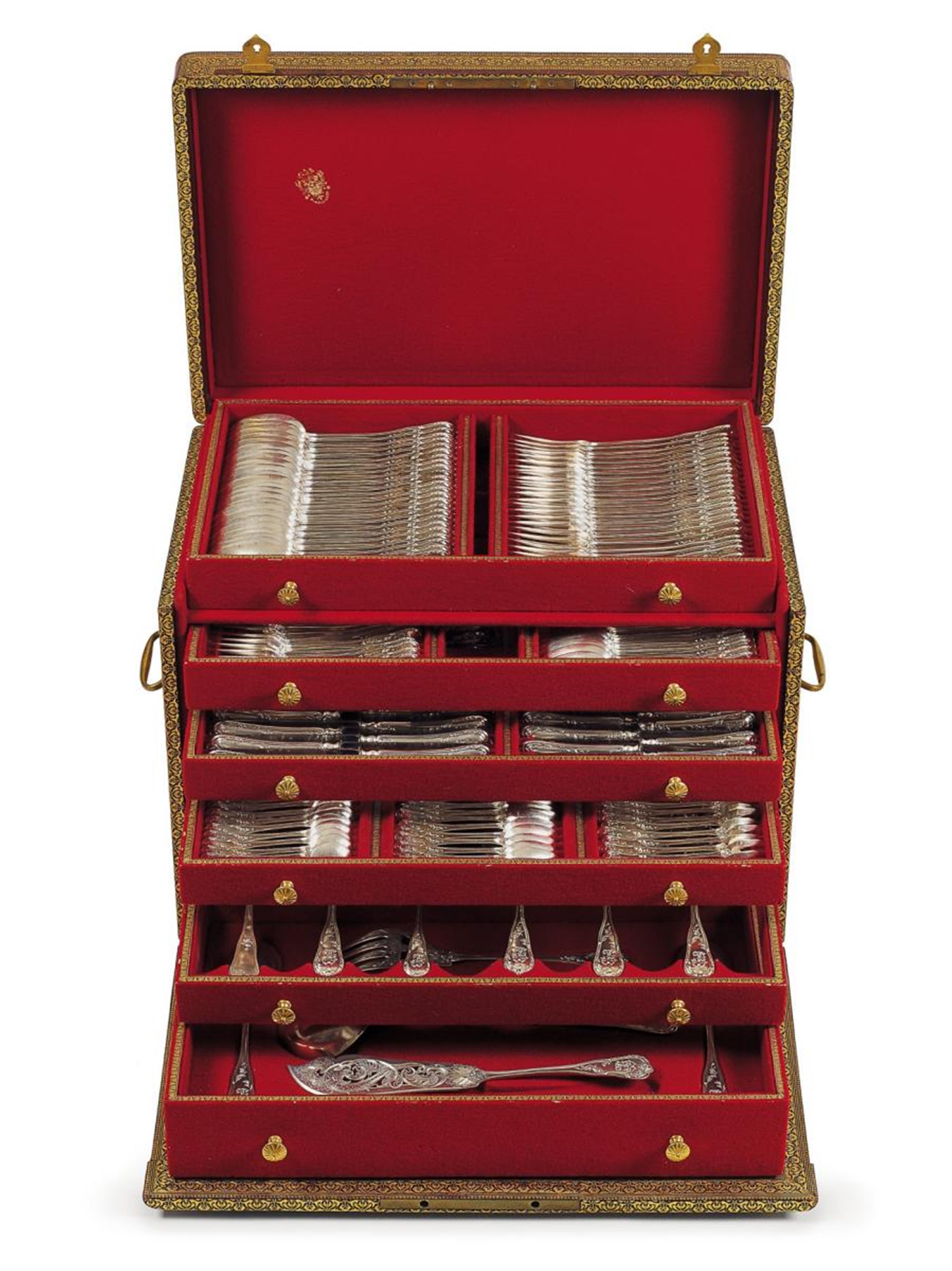 A large Antwerp silver cutlery set. Comprising 24 dinner and starter knives, forks and spoons, cake forks, coffee spoons, icecream spoons and 12 serving pieces. Marks probably of J. M. Anthony, ca. 1890. - image-1