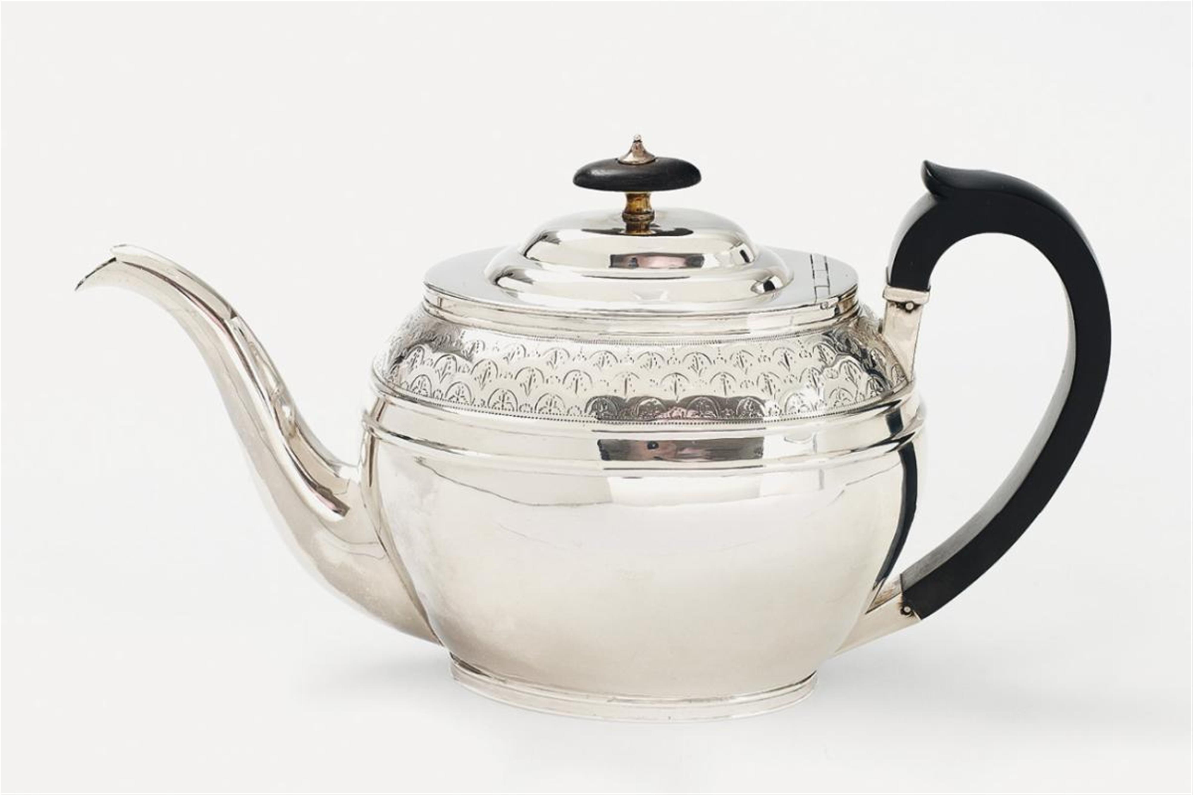A George III London silver teapot. Marks of Solomon Hougham, 1804. - image-1