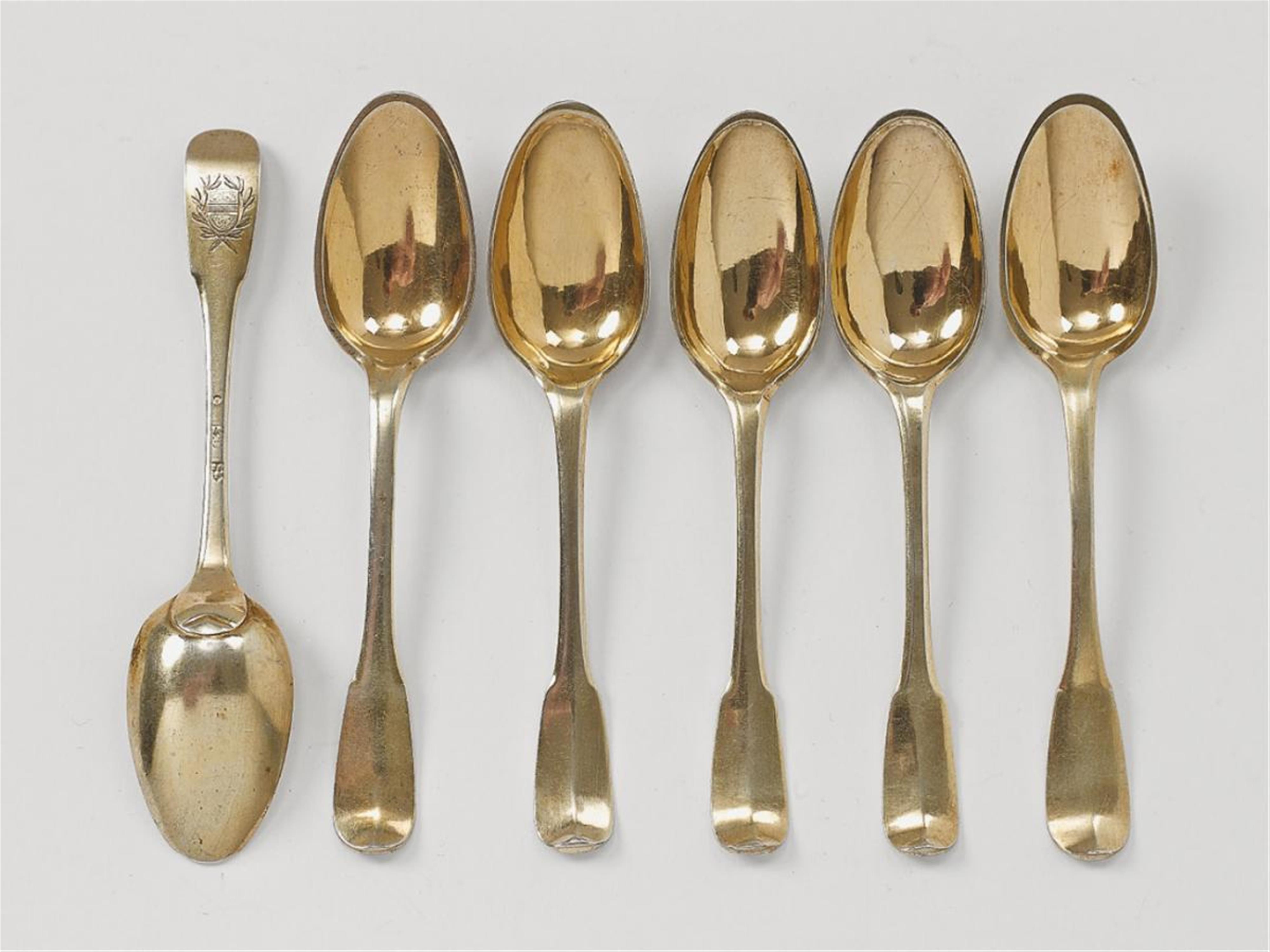 Six Strasbourg silver gilt teaspoons. Marks of Johann Georg Pick and Tobie-Louis Krug, ca. 1750. - image-1