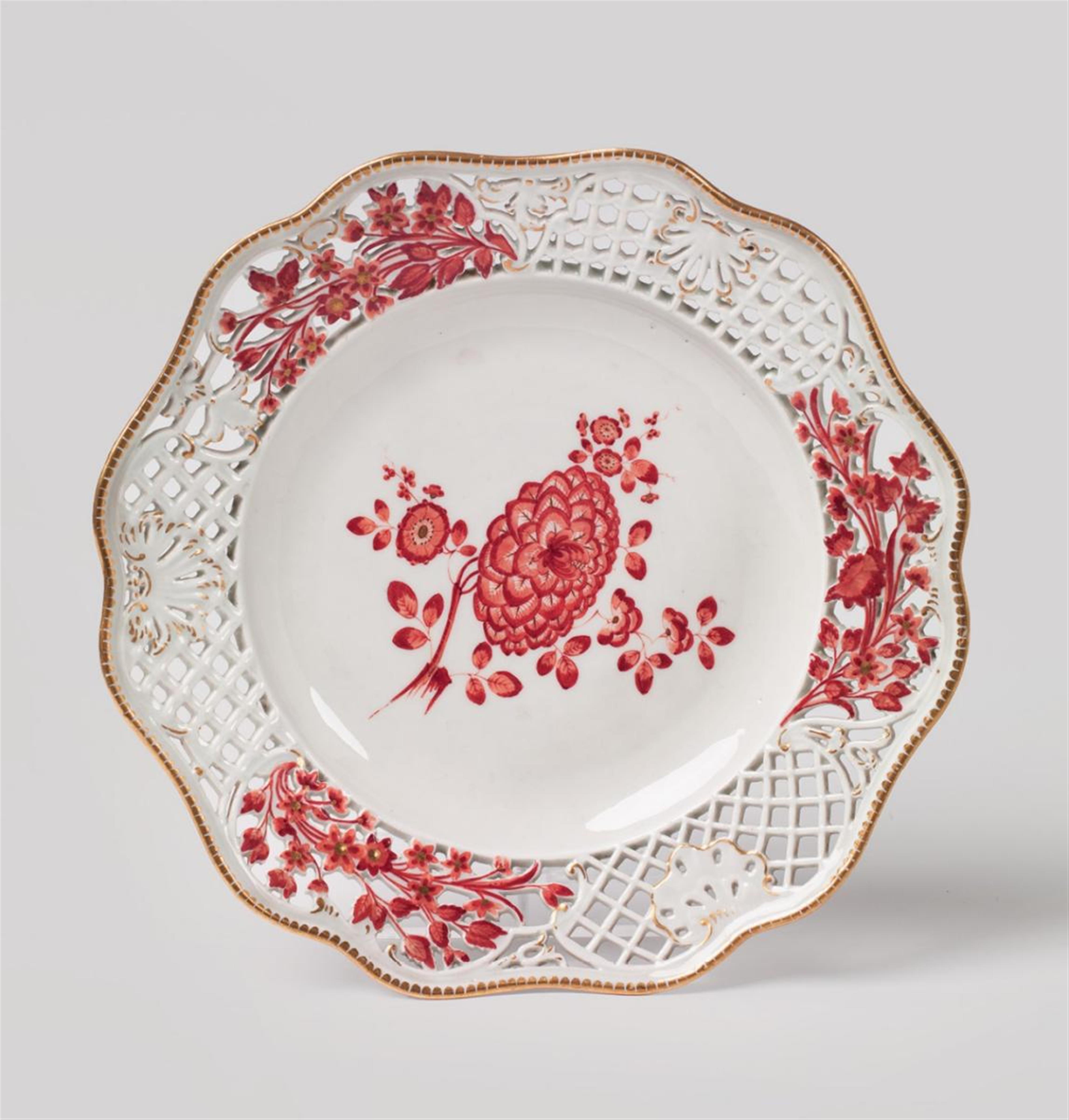 A Meissen dessert plate made for Baron Möllendorf. - image-1