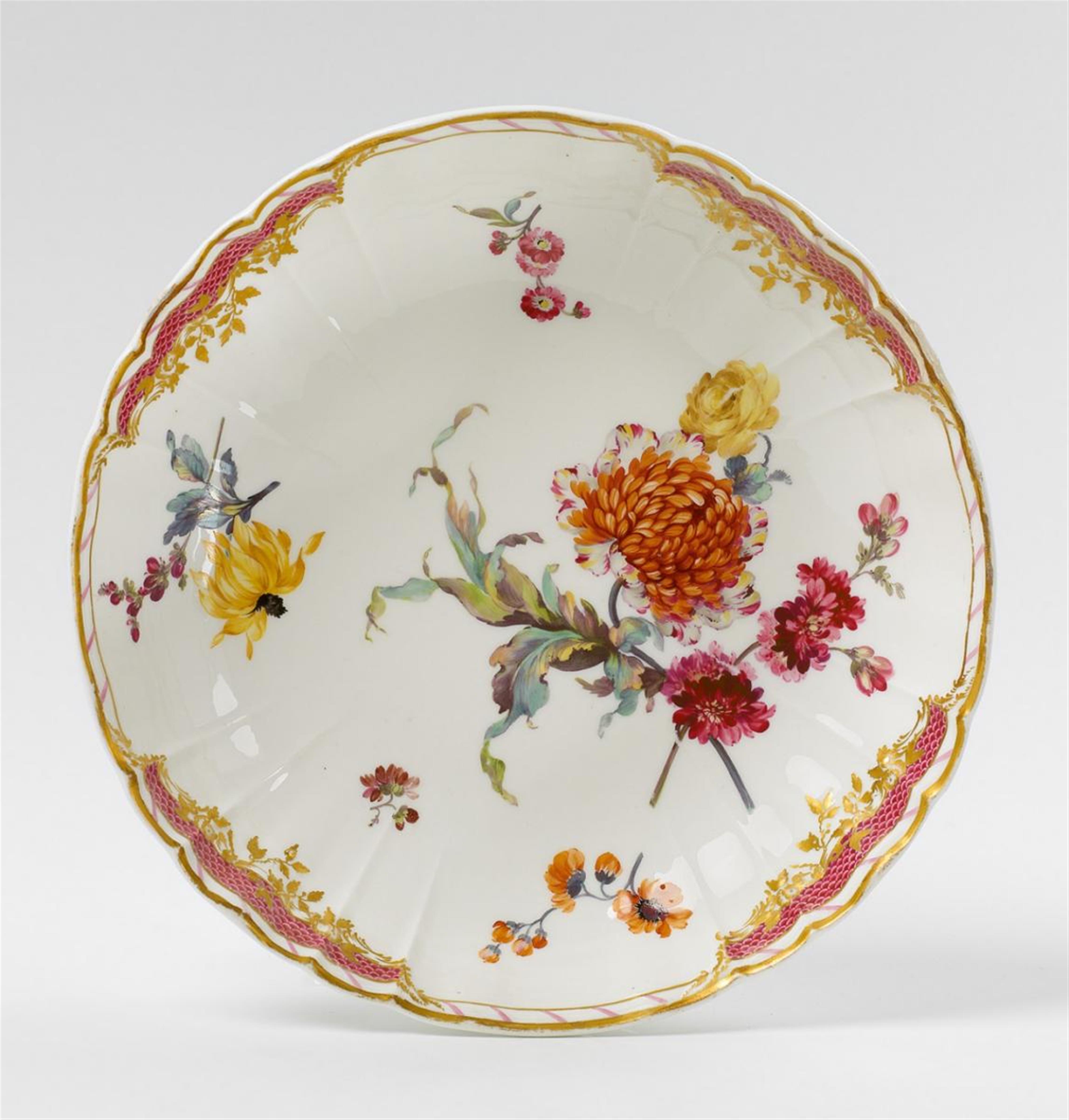 A KPM porcelain jam dish made for Frederick II. - image-1