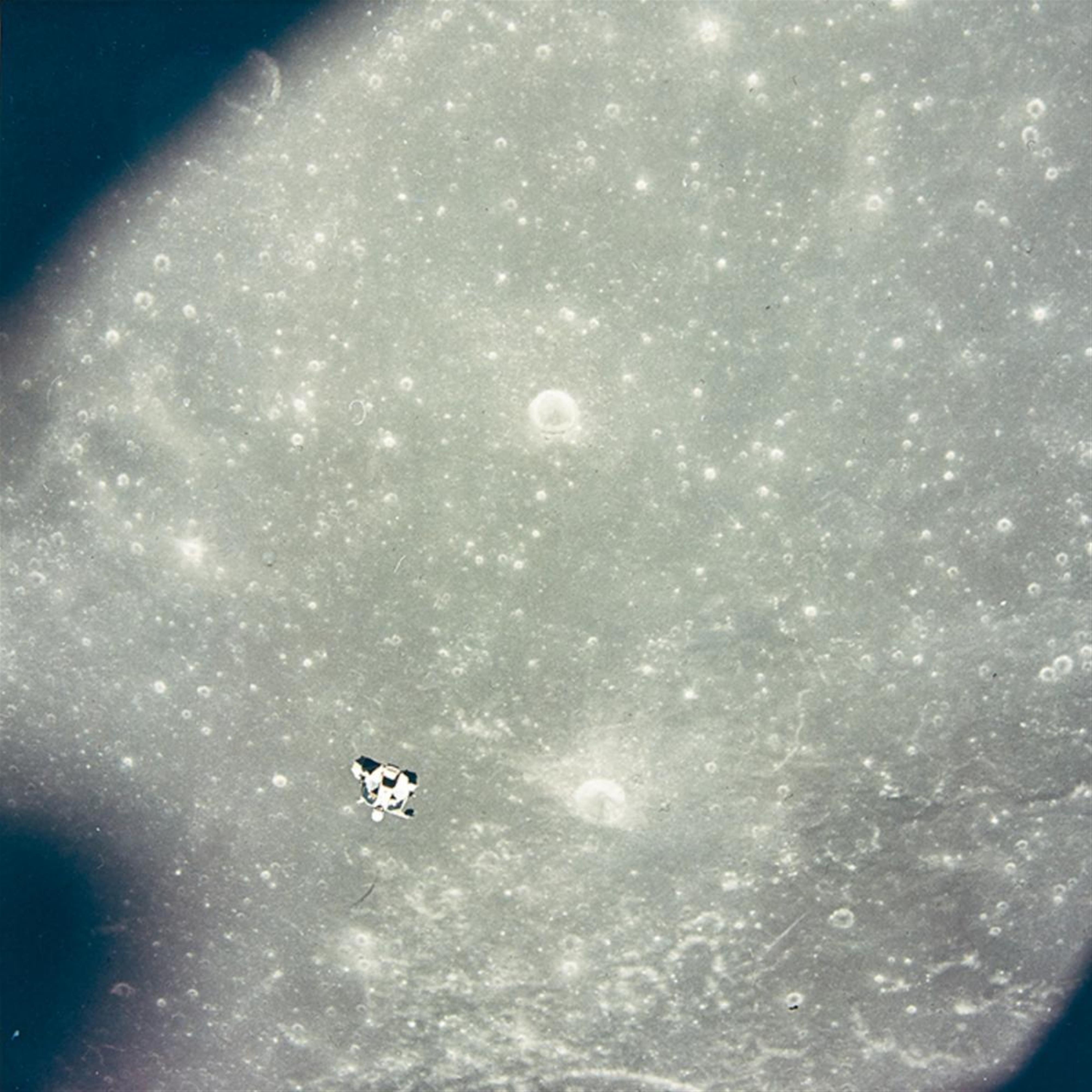 NASA - Moon View, Apollo 17 - image-1