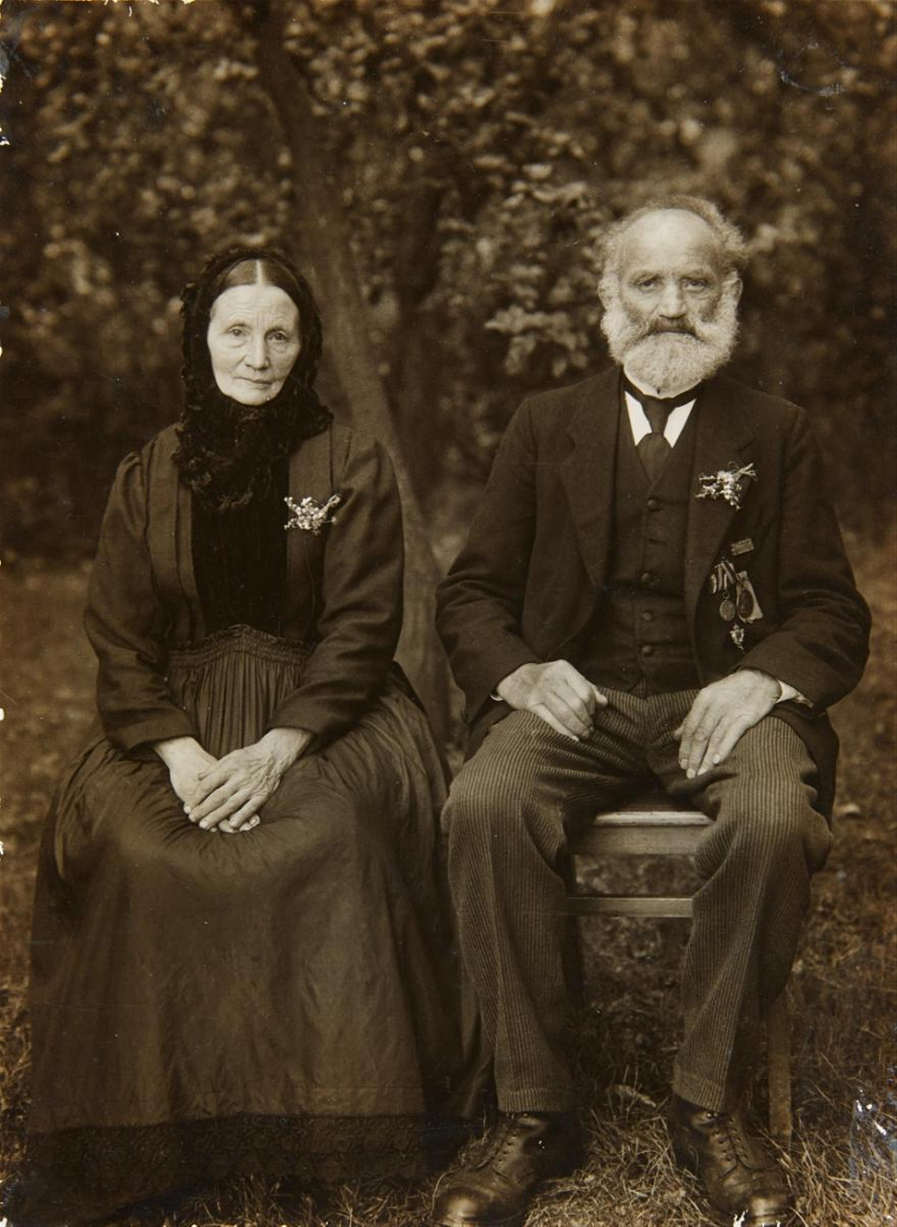 August Sander - Westerwälder Bauernpaar (Westerwald farmers' couple) - image-1