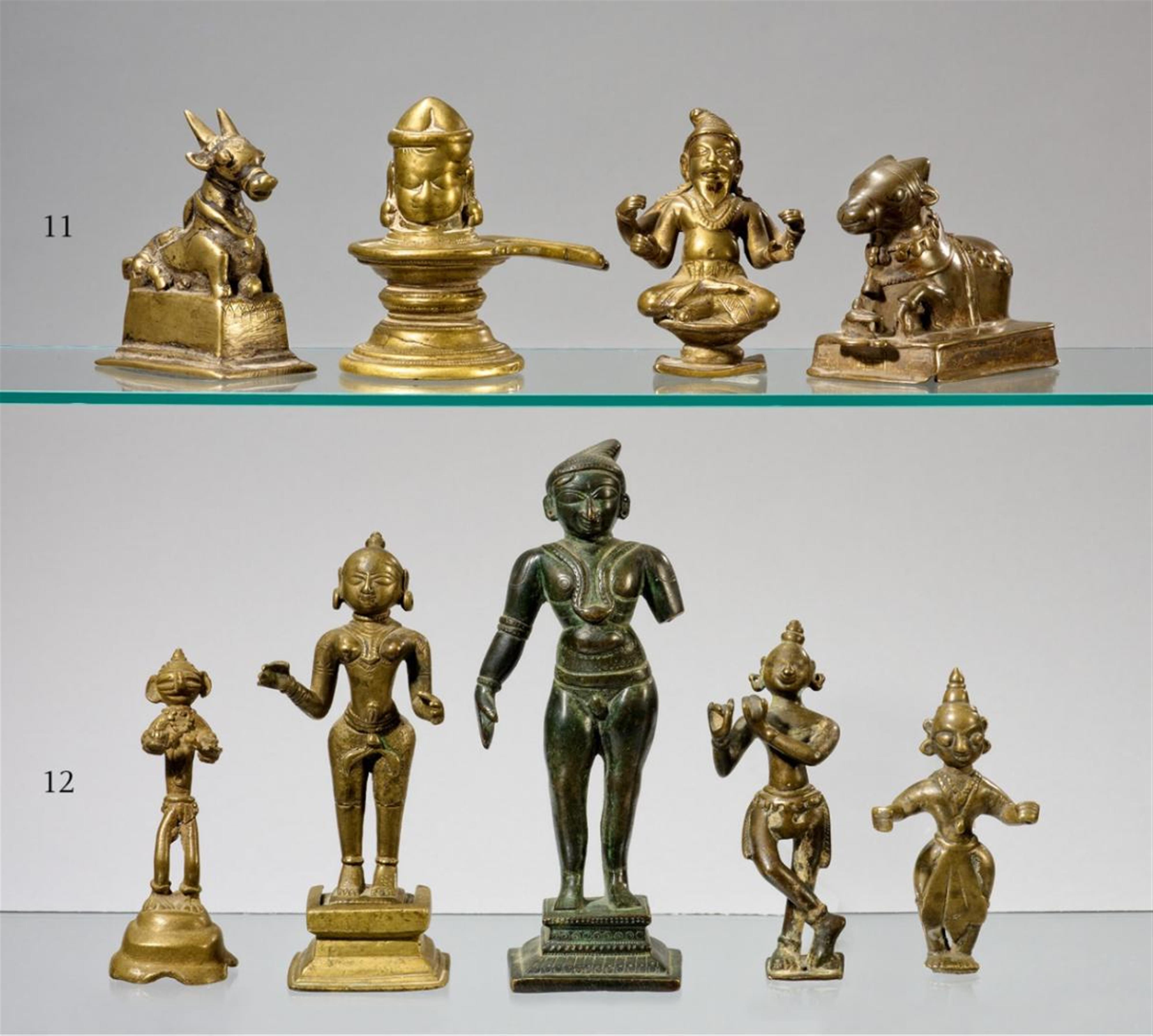 Fünf Gottheiten, Gelbguss. Indien, 17.-20. Jh. - image-1