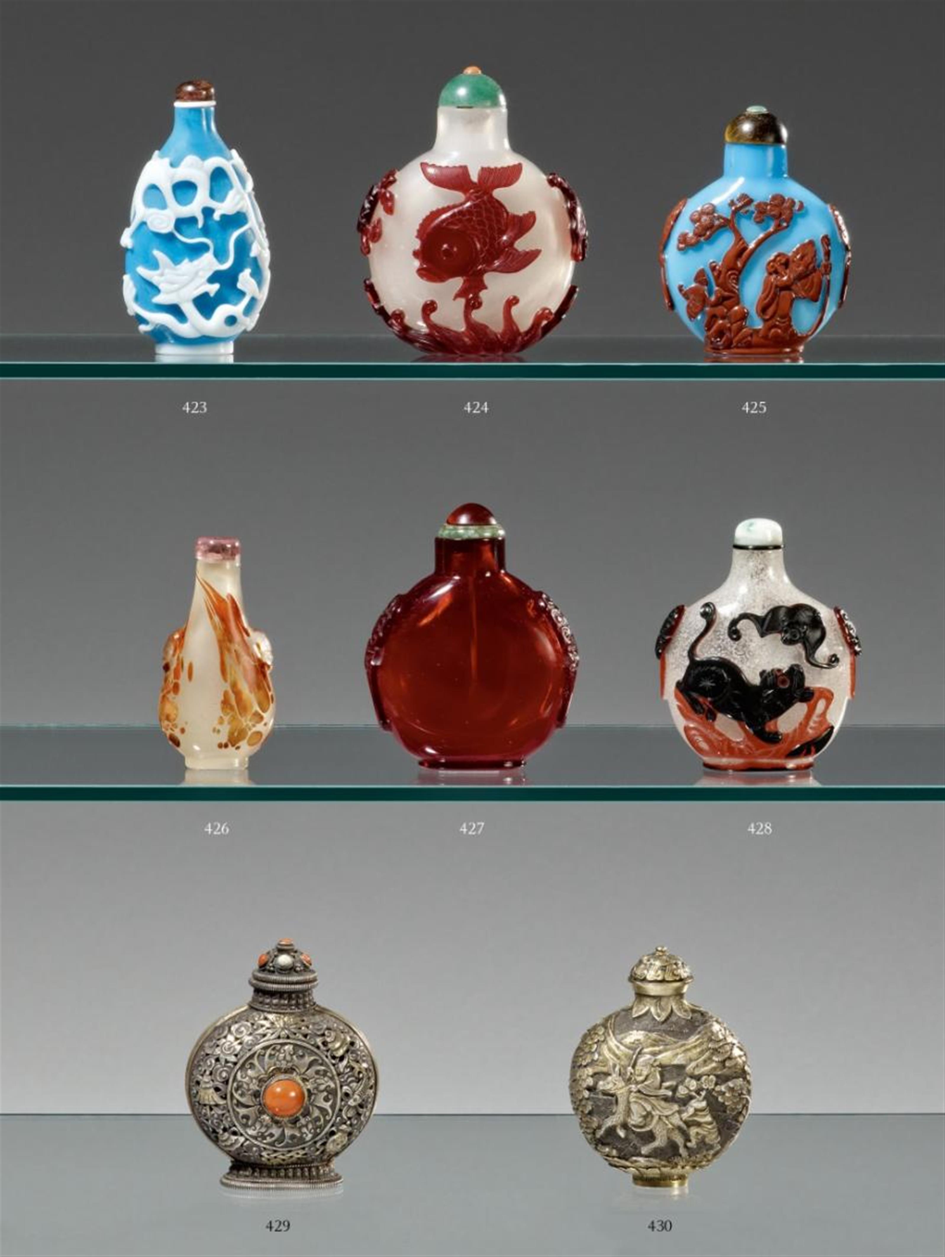 A glass snuff bottle. First half 19th century - image-1