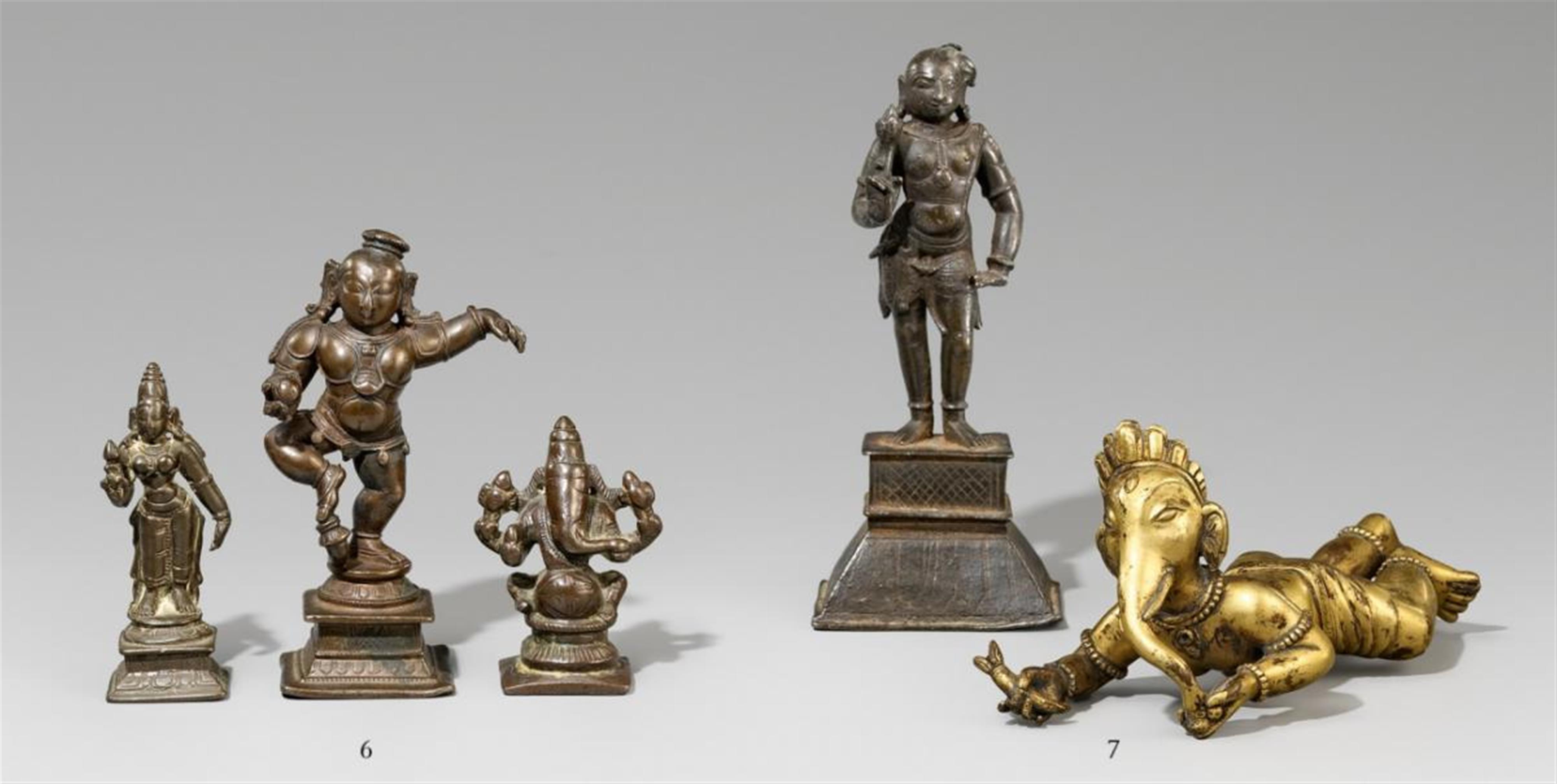 Three small South Indian bronze figures. 16th to 19th century - image-1