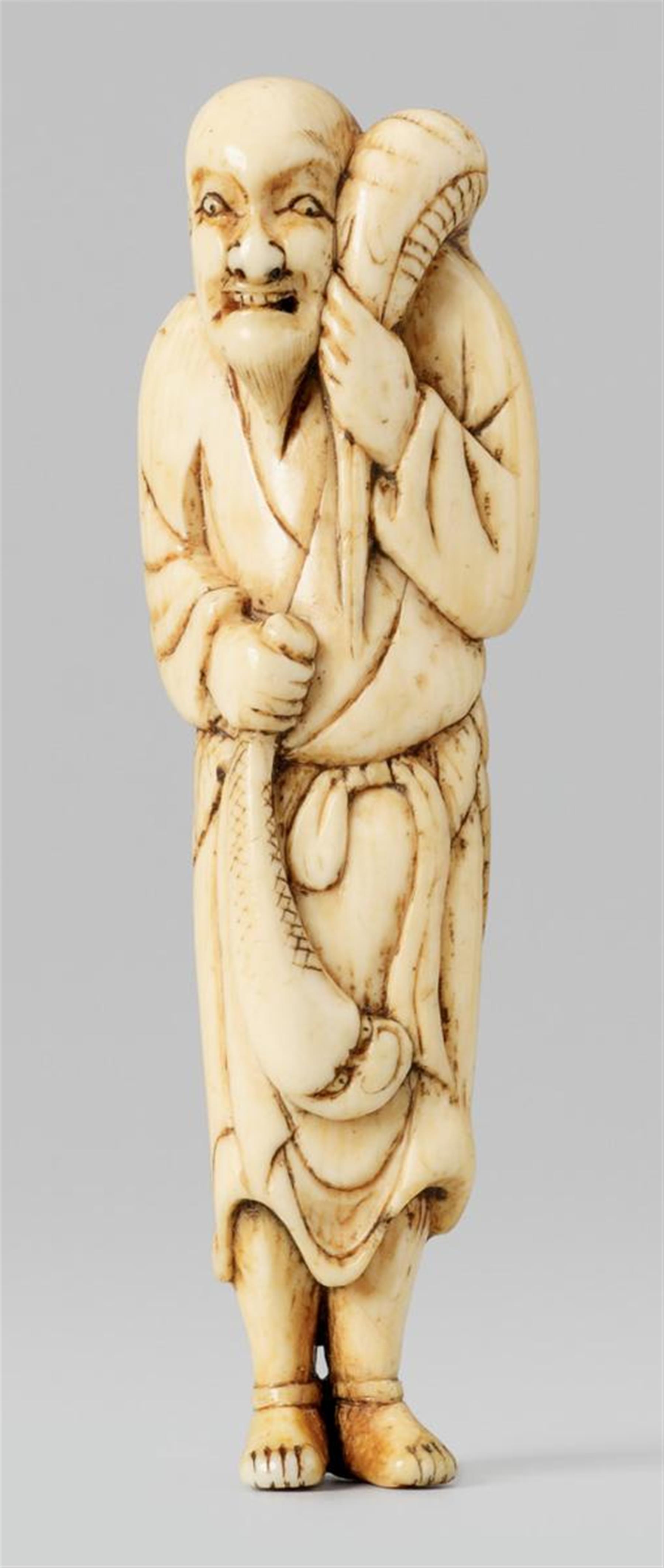 A rare ivory netsuke of Kensu. Late 18th century - image-1