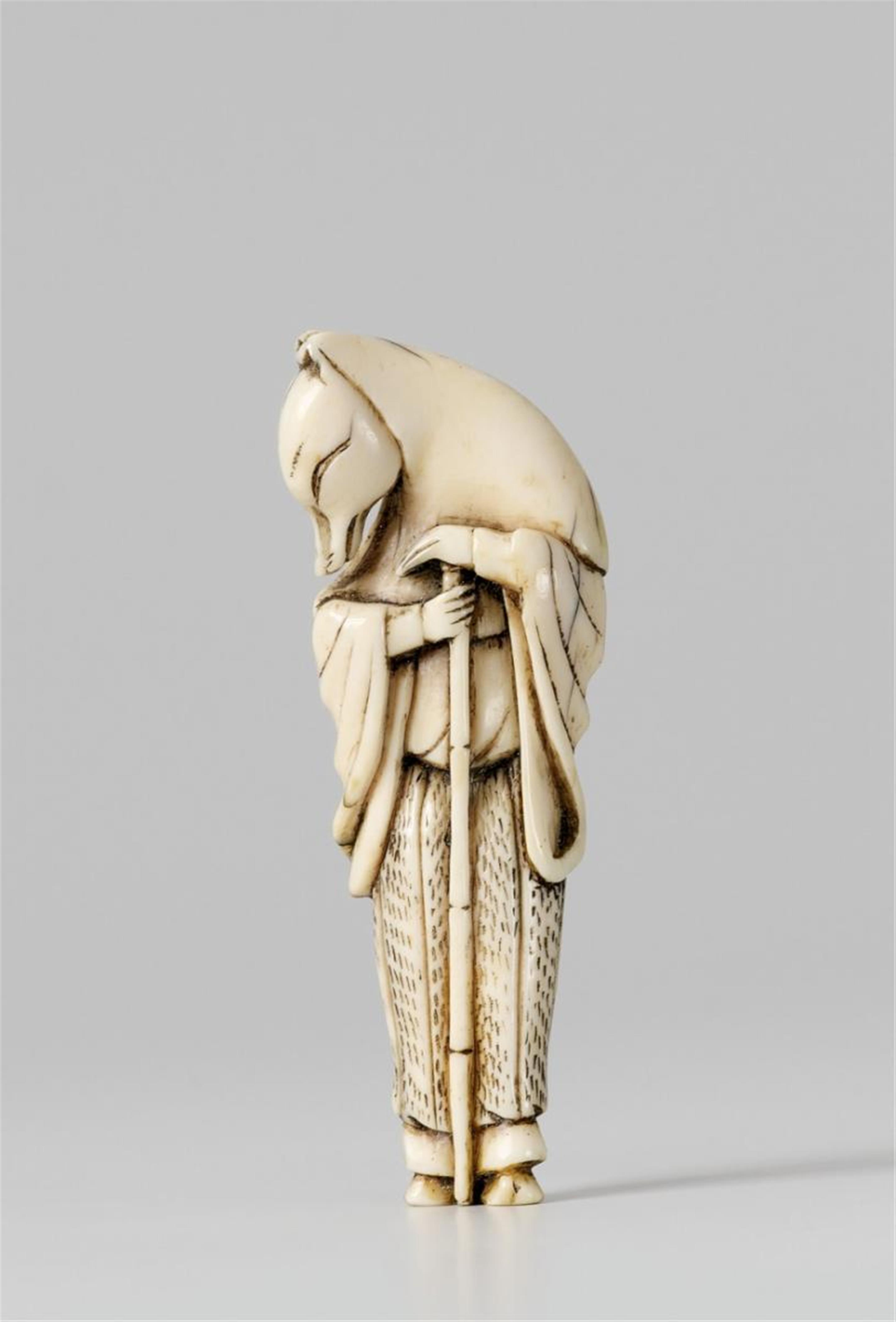 An ivory netsuke of Hakusôzu. Early 19th century - image-1