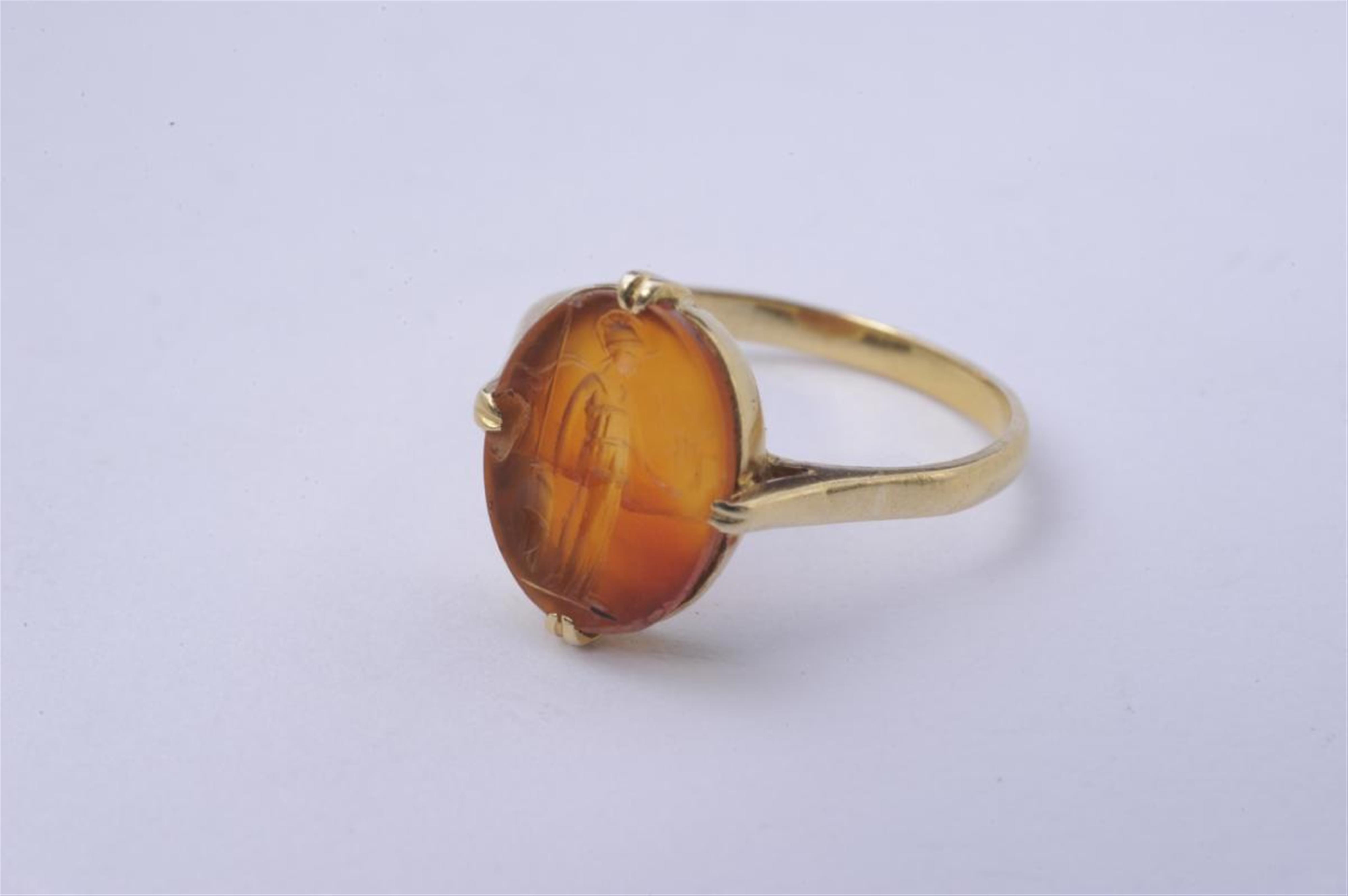 A gold and Cornelion Roman intaglio ring. - image-1