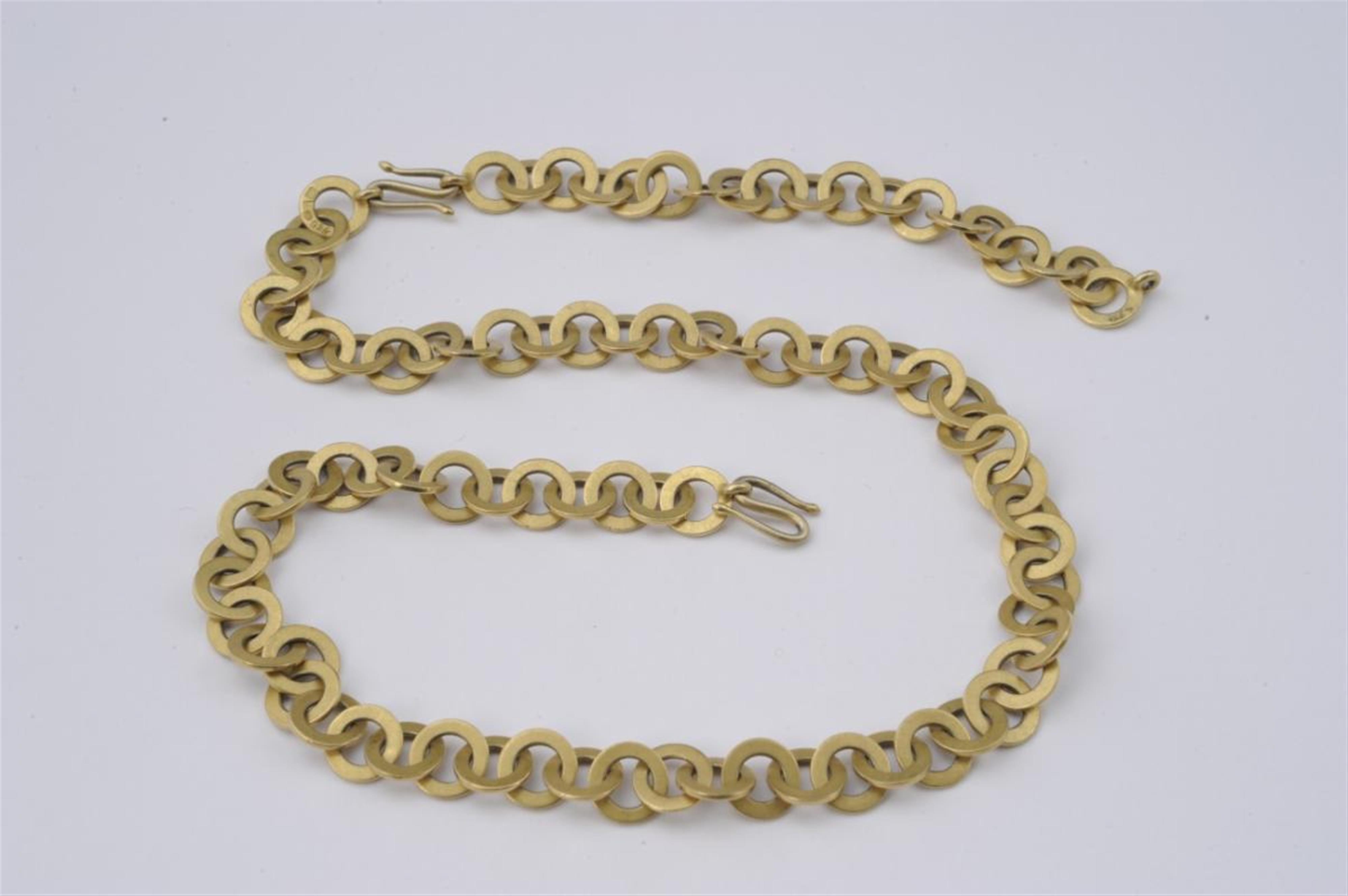 A hand-forged 18k gold chain necklace. - image-1