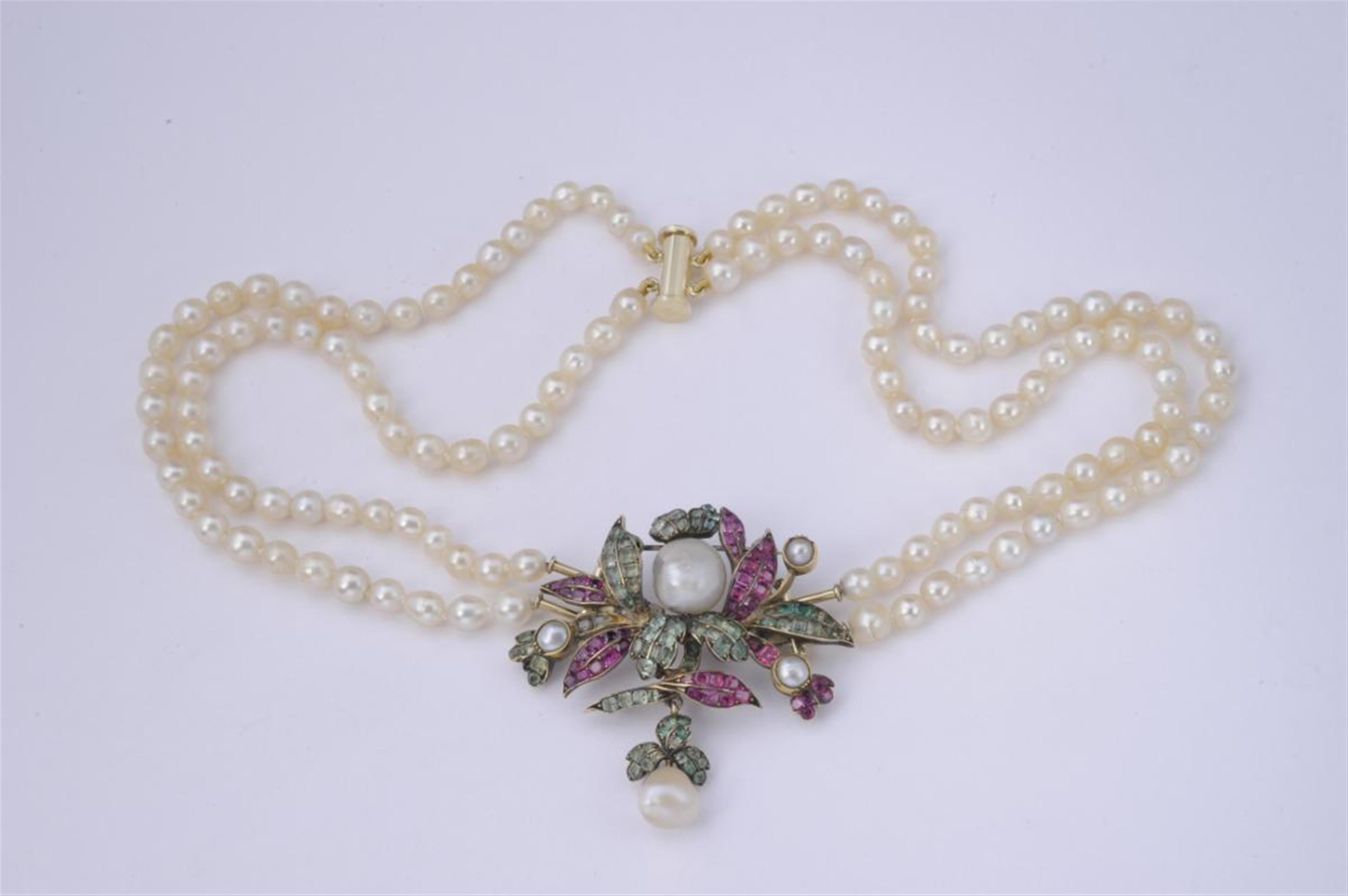 A 14k gold and Oriental pearl necklace encorporating a floral brooch. - image-1
