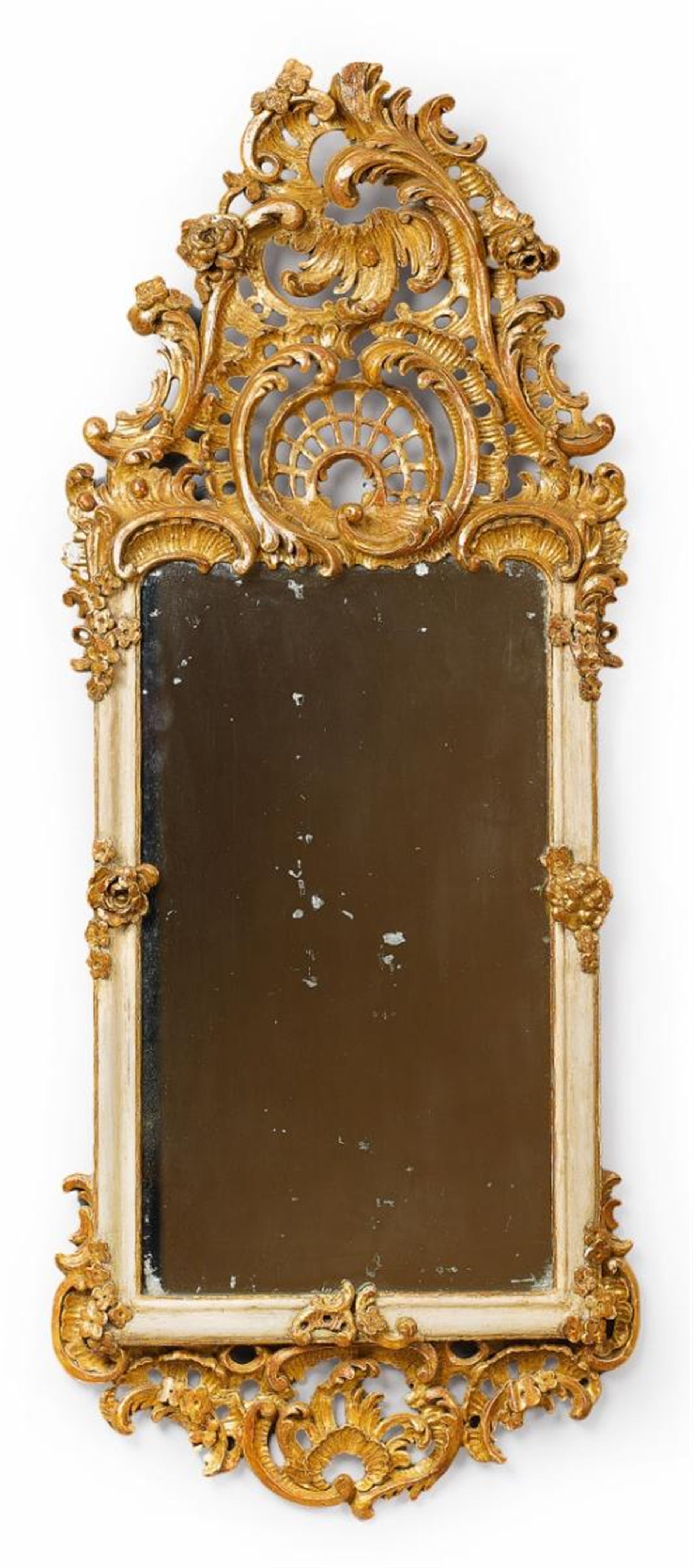 A Franconian Rococo carved and gilt softwood mirror. - image-1