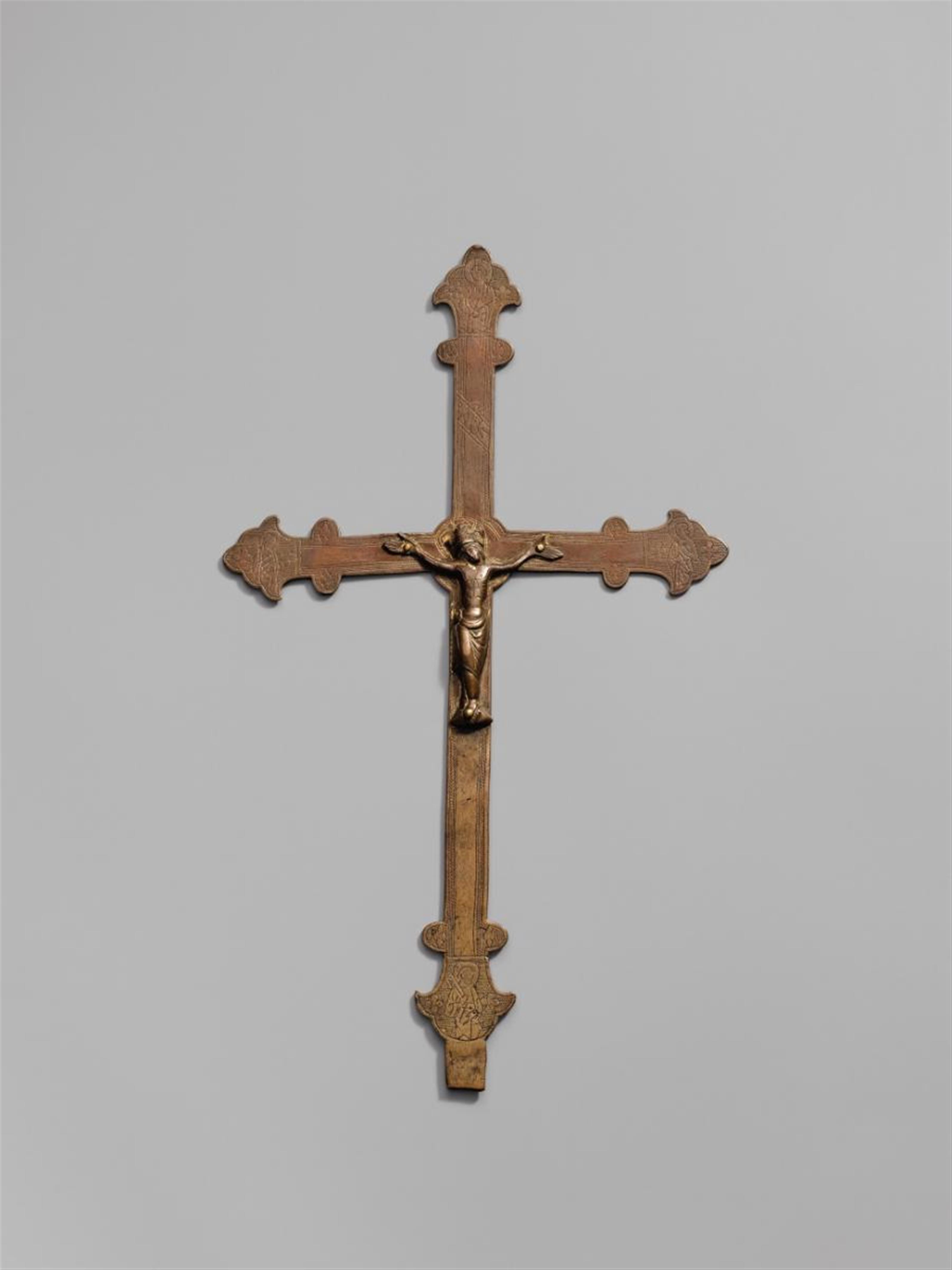Limoges 1st half 13th century - A Limoges copper figure of Christ on the cross, first half 13th century. - image-1