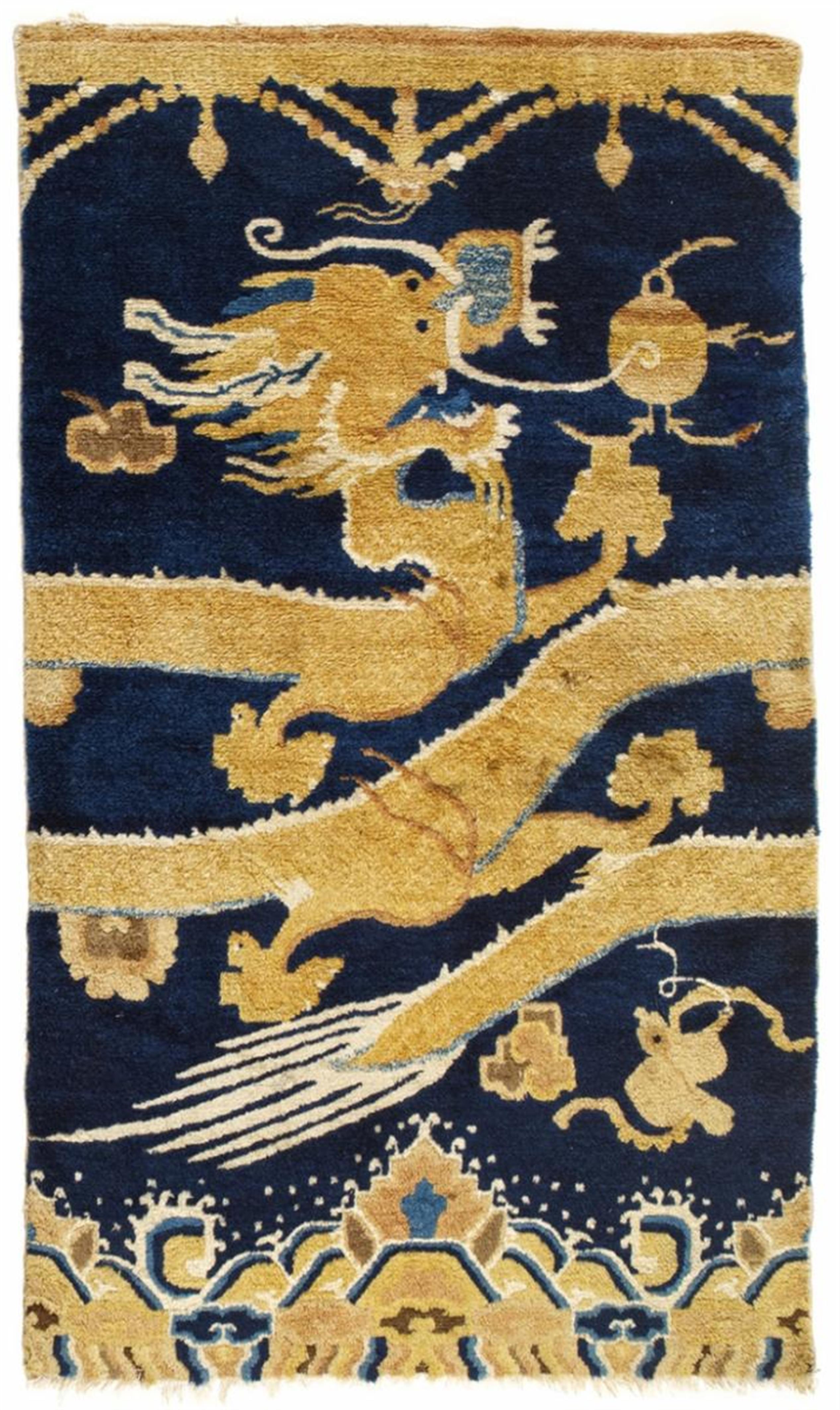 A Ningxia wool pillar carpet. 19th century - image-1