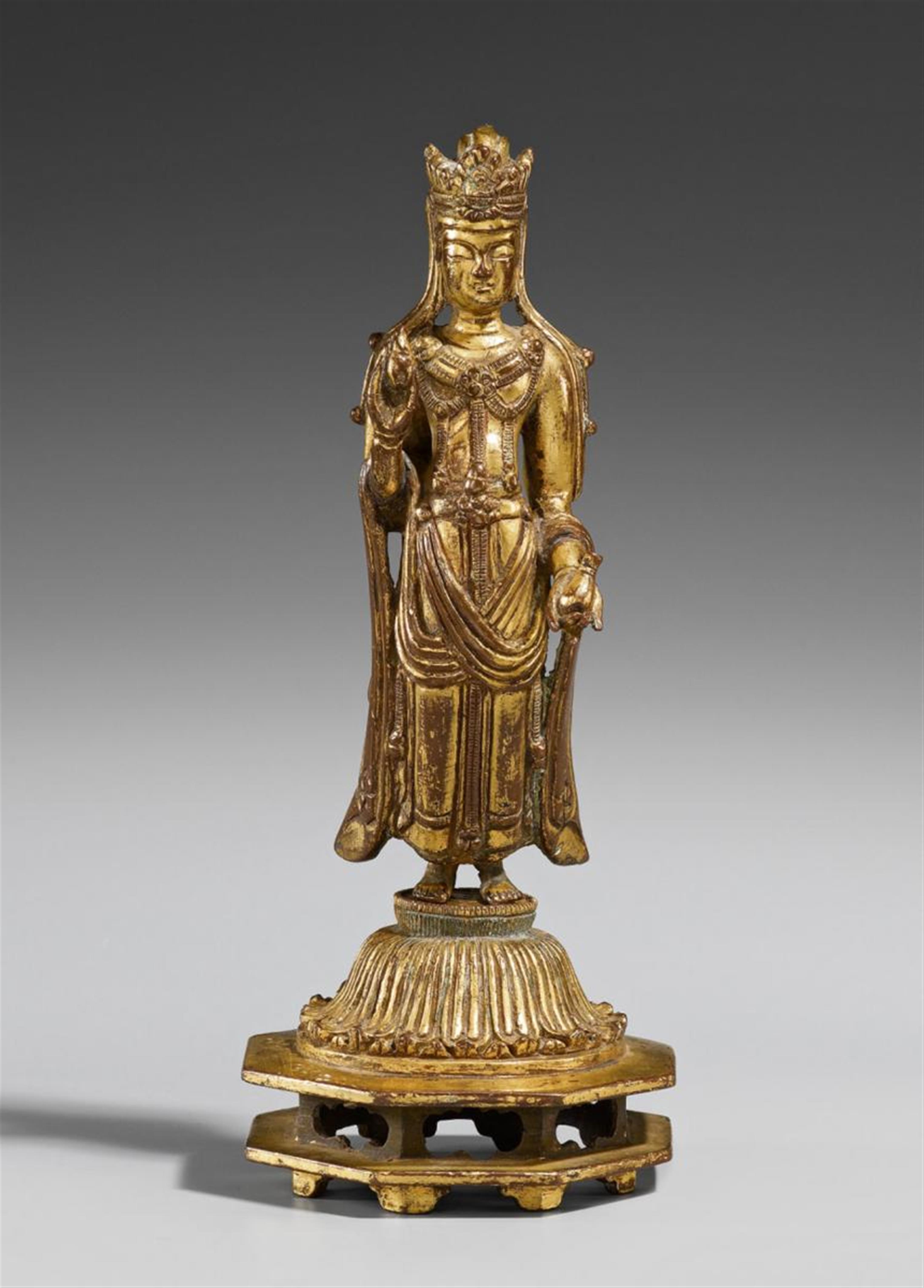 Guanyin. Feuervergoldete Bronze. Korea. Möglicherweise frühe Yi-Zeit - image-2