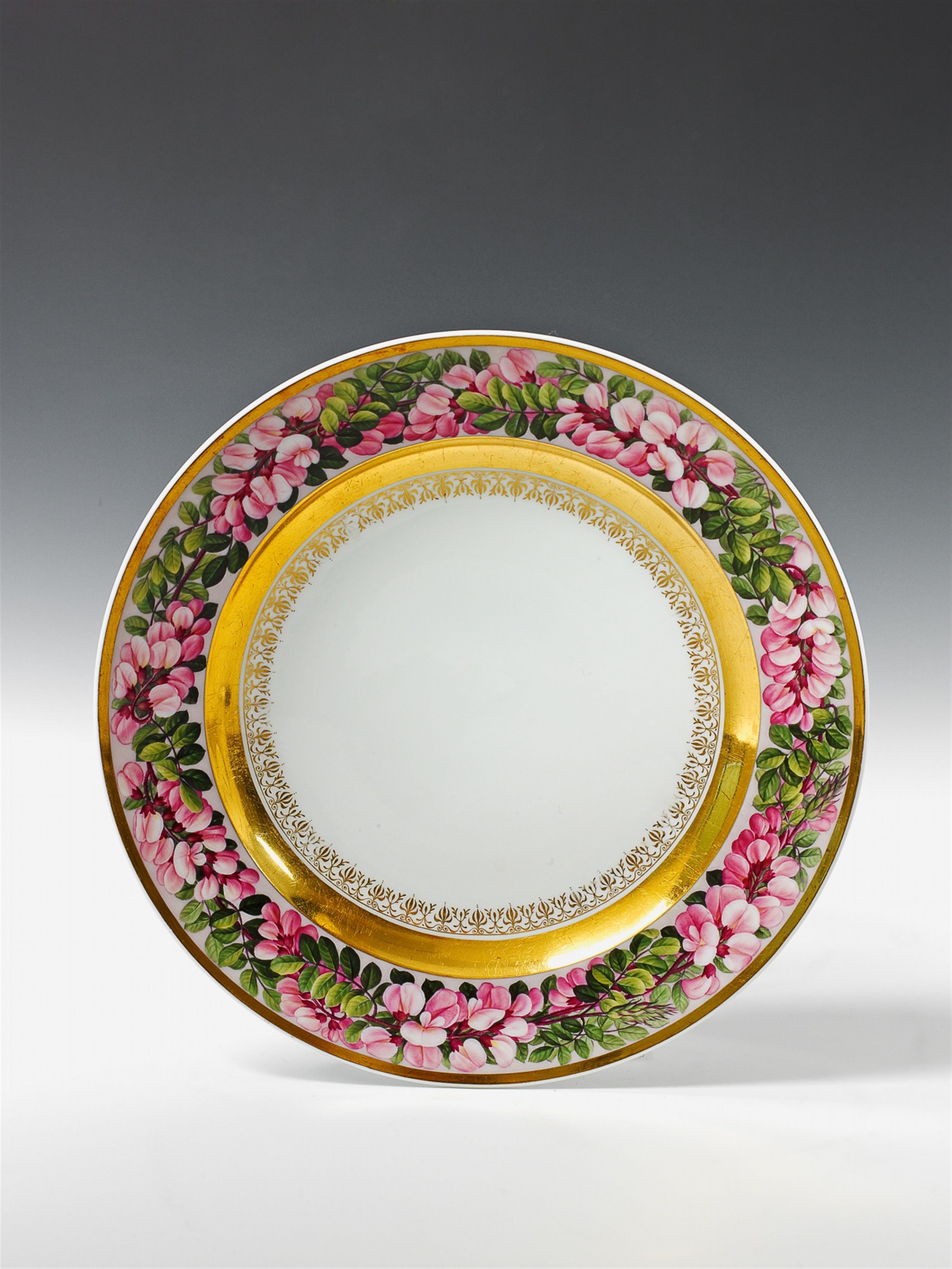 A Berlin KPM porcelain dinner plate made for Princess Luise of Prussia. - image-1