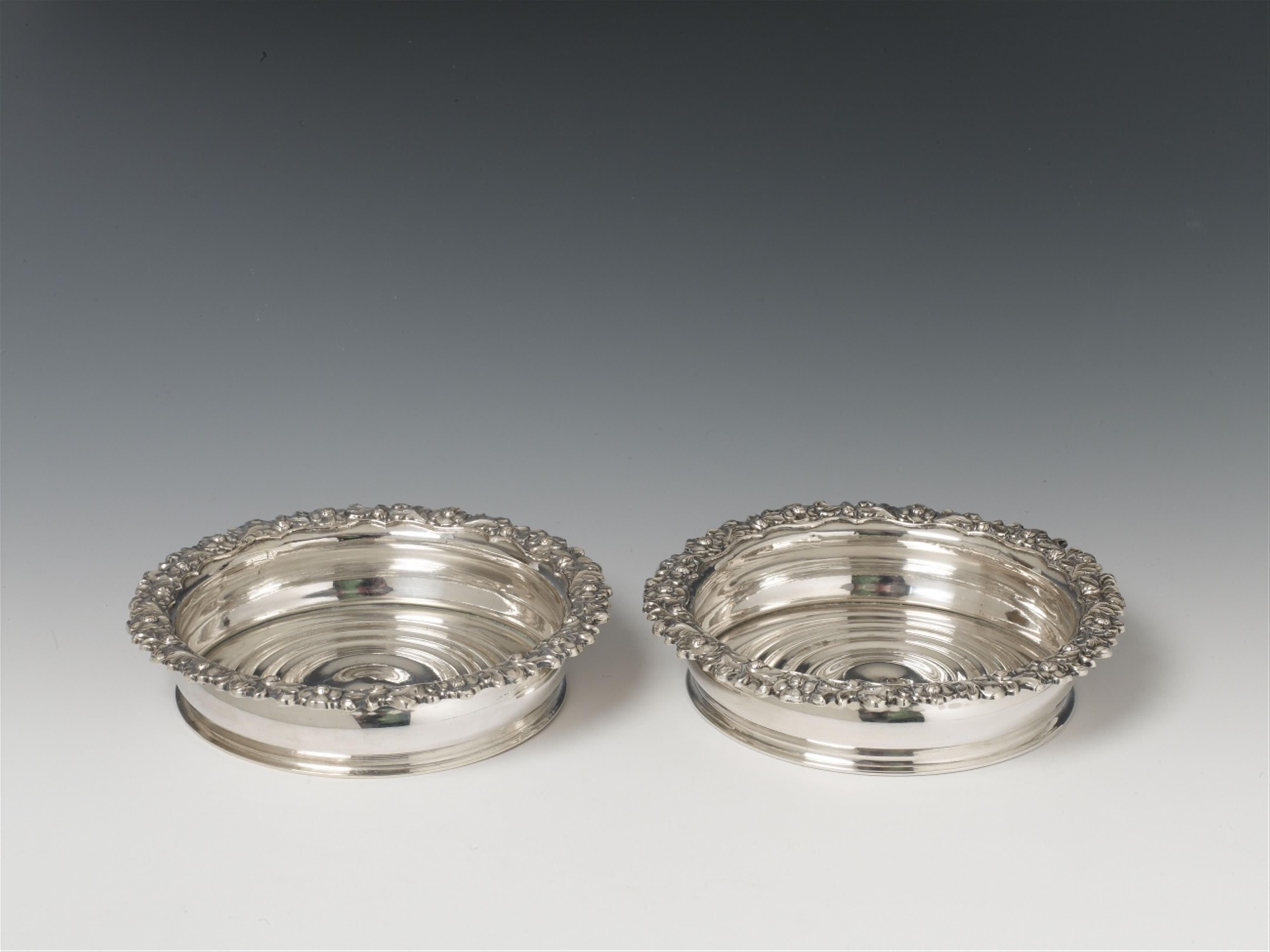 A pair of Berlin silver coasters. Marks of August Friedrich Lorenz Peters, 1821 - 42. - image-1