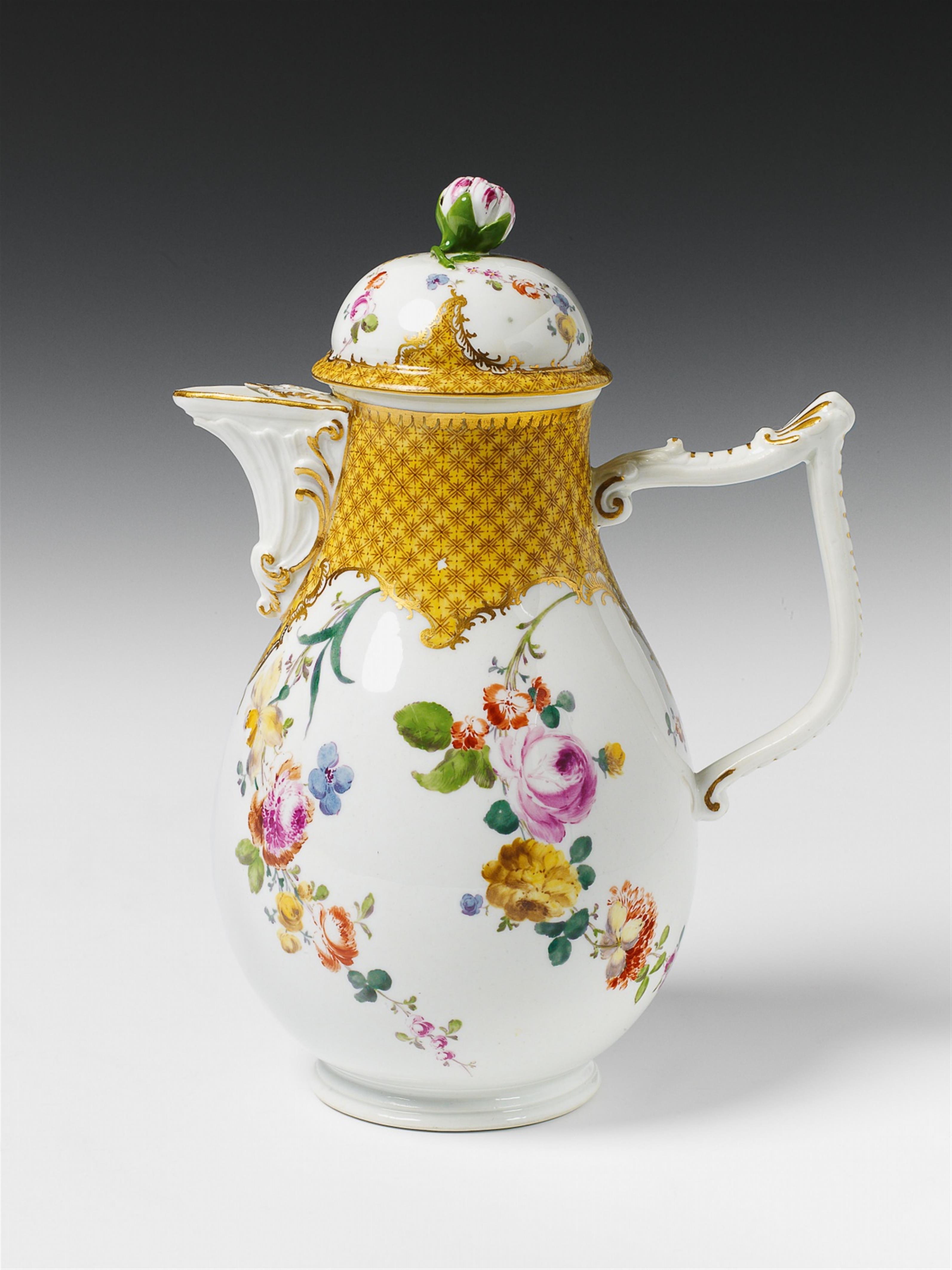 A Meissen porcelain coffee pot made for Frederick II. - image-1