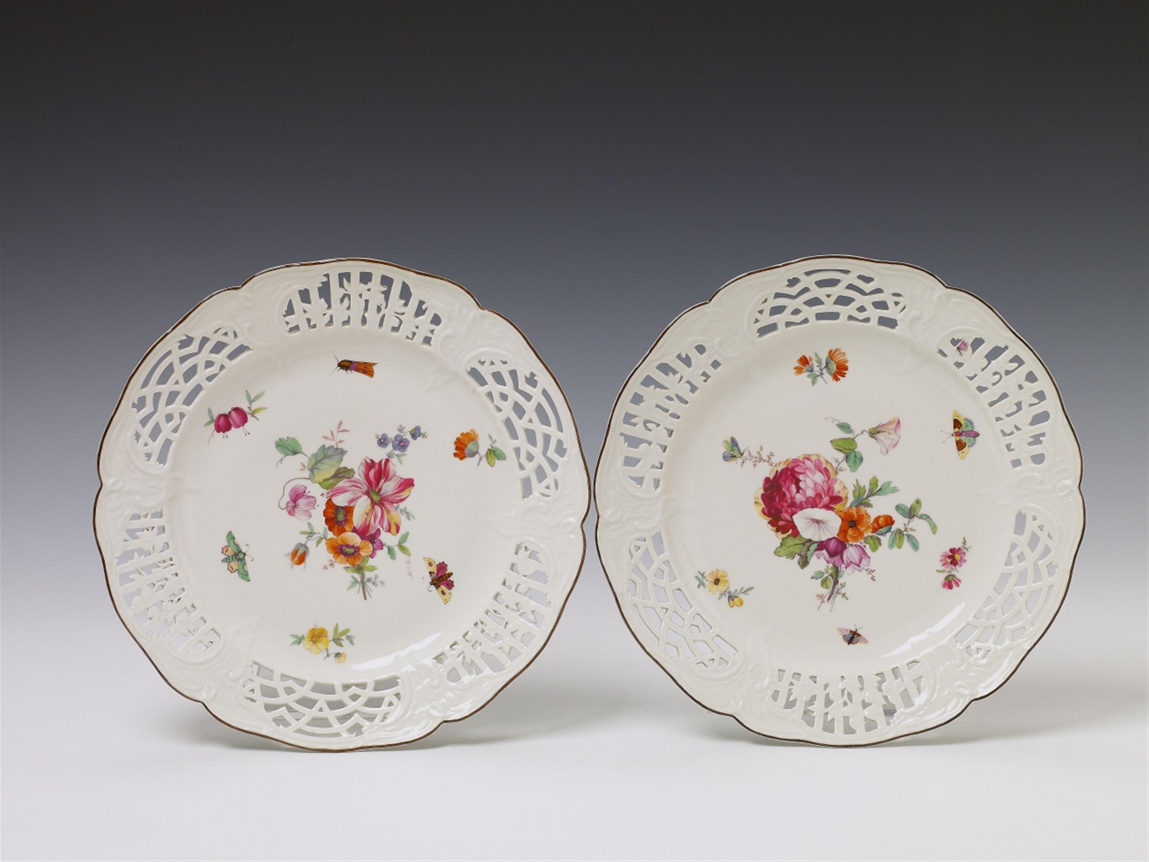 Two Berlin KPM porcelain dessert plates made for Prince Heinrich. - image-1