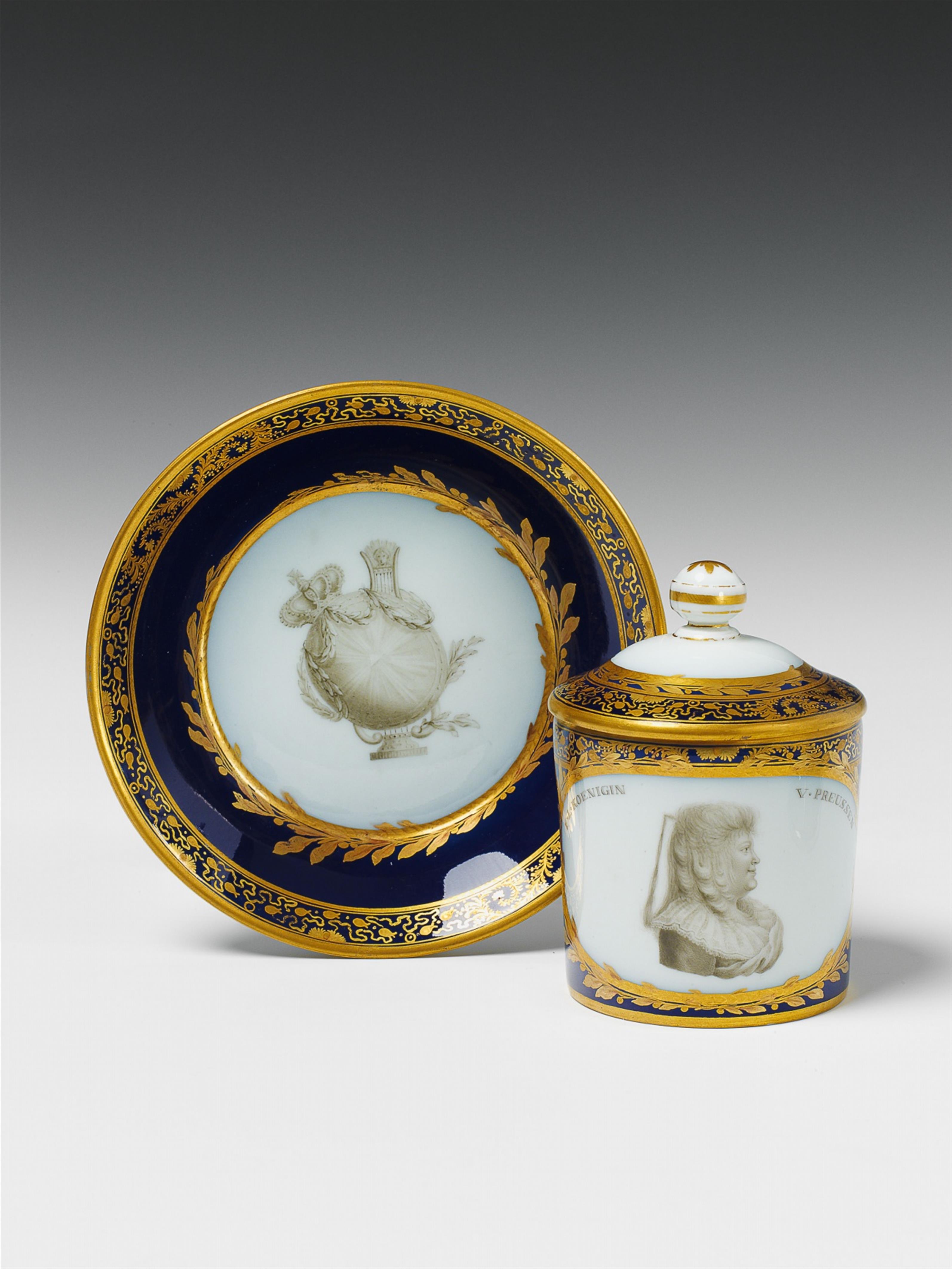 A Berlin KPM porcelain covered cup with a portrait of Queen Friederike Luise of Prussia. - image-1