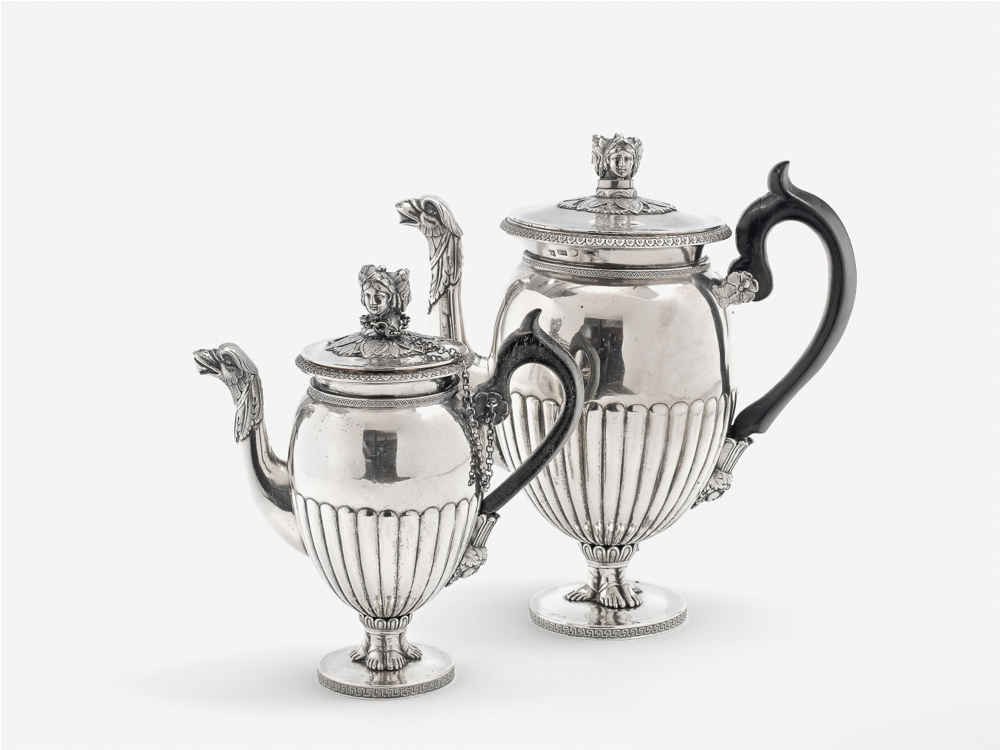 A pair of St. Petersburg silver interior gilt pitchers. Comprising coffee and hot milk jug. Marks of Gotthard Ferdinand Stang, 1816. - image-2