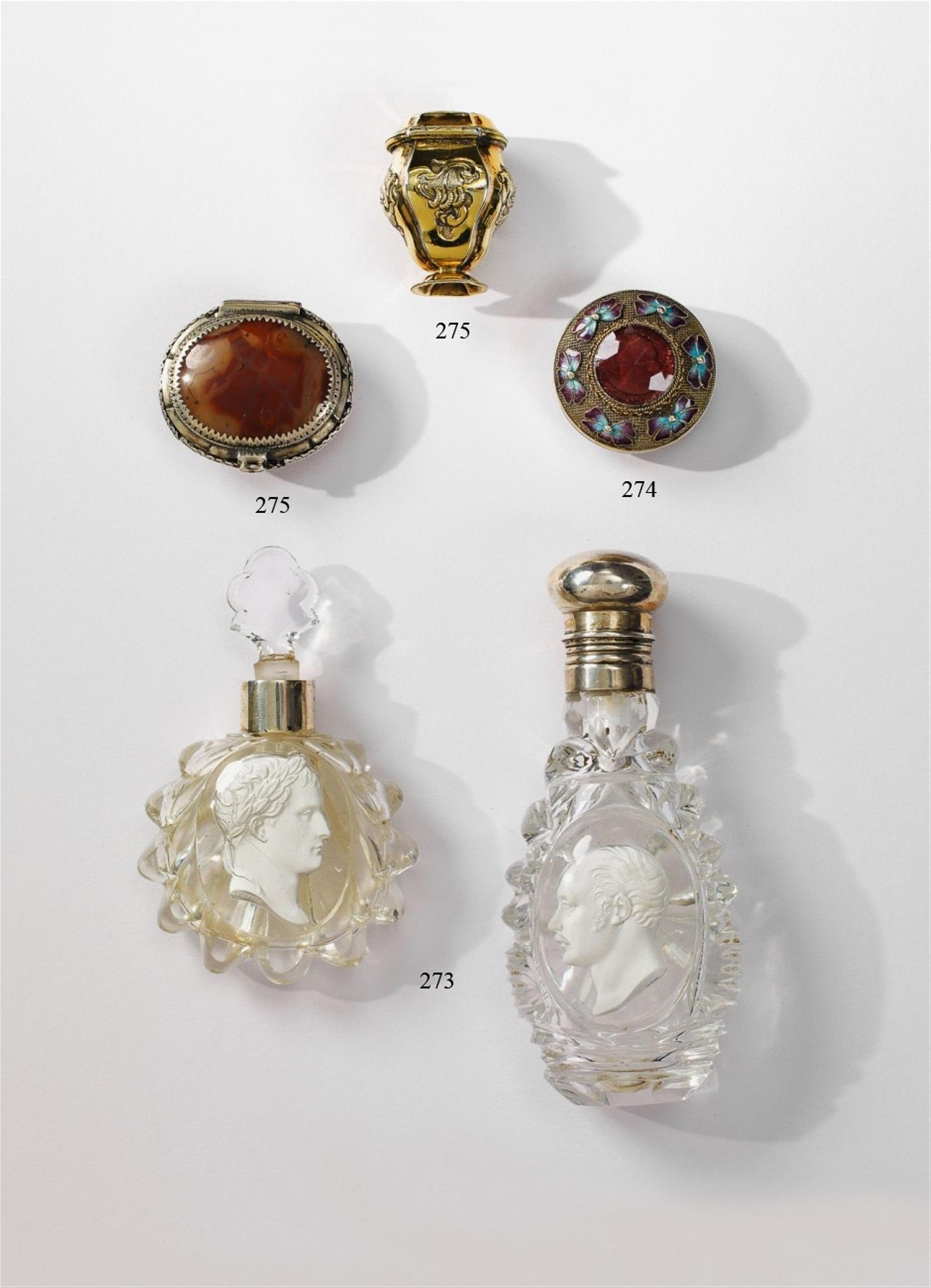 Two French silver mounted glass flasks with inlaid glass cameos. - image-1