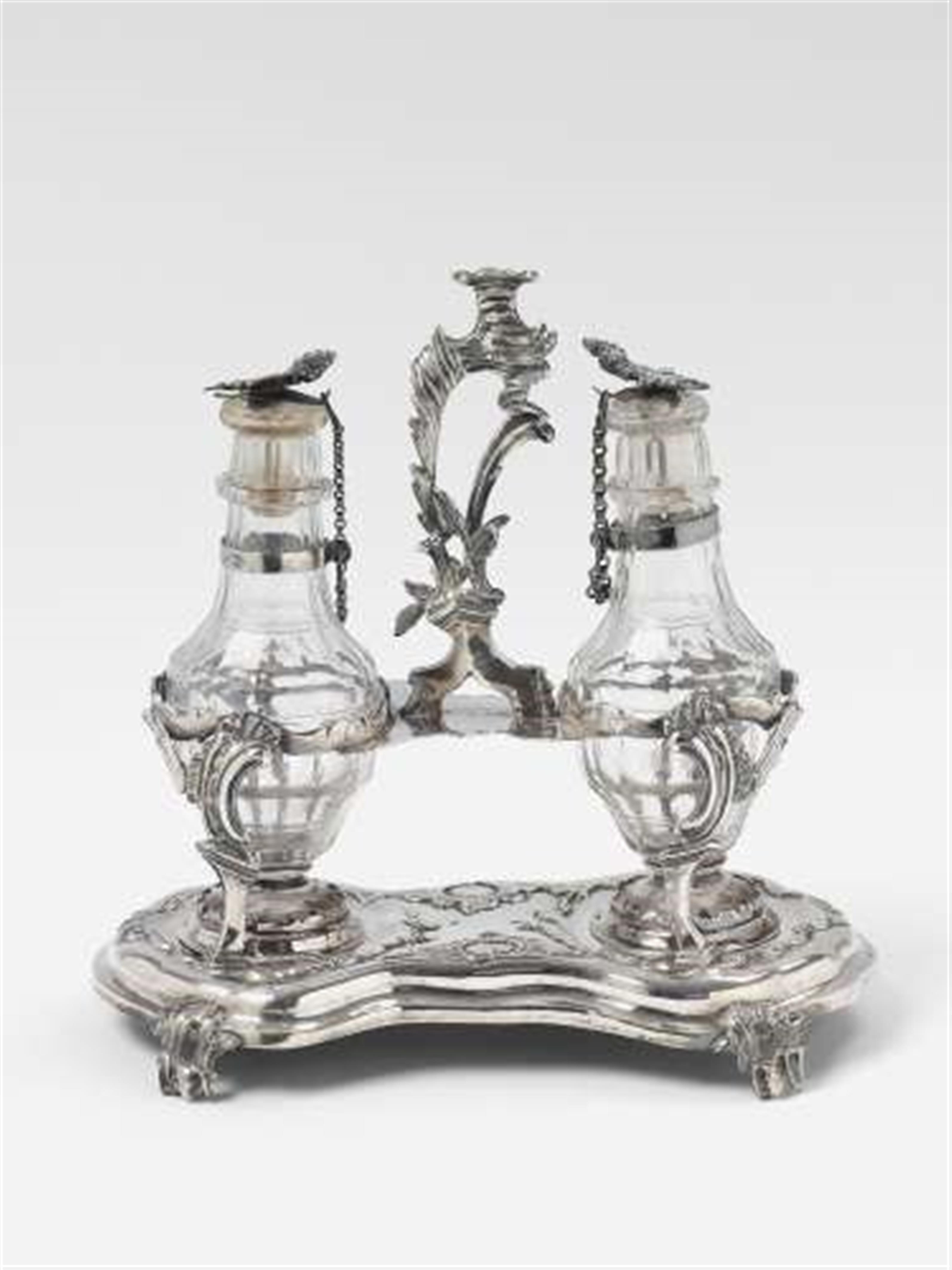 A rococo Augsburg silver cruet stand. Marks of Daniel Schiller, 1761 - 63. - image-2
