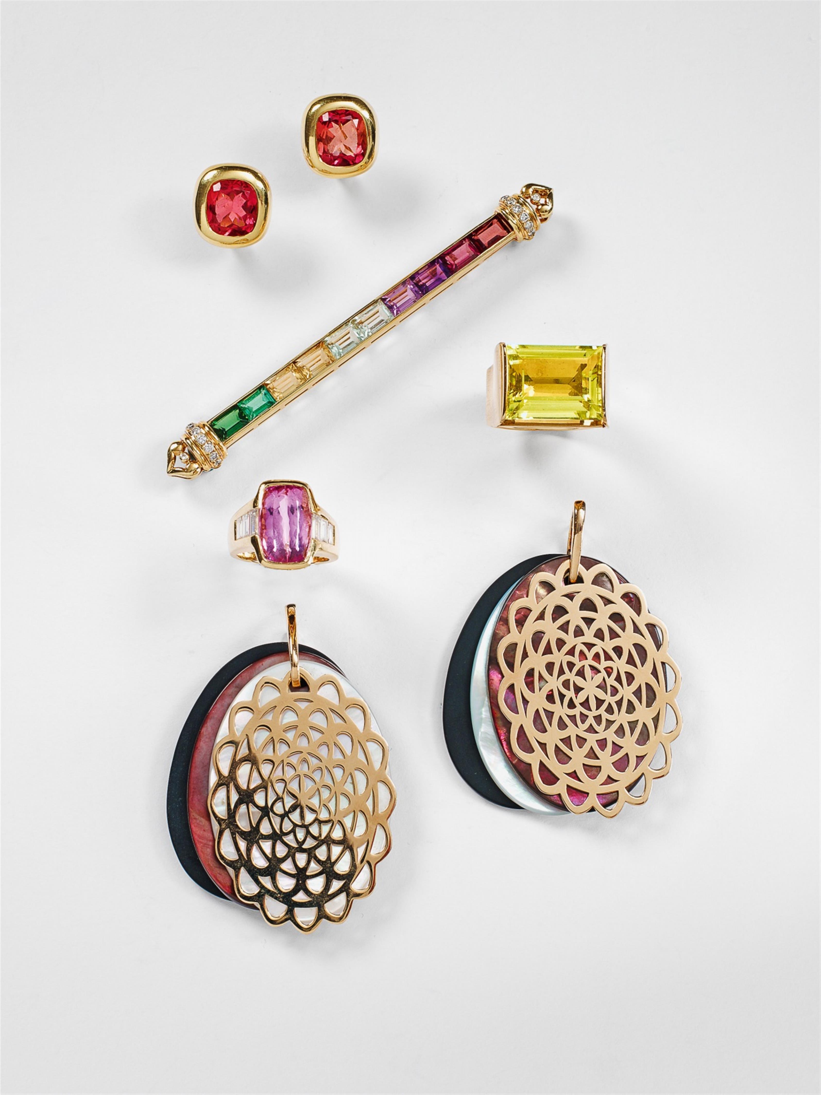 A pair of 18k rose gold "Siriana" earrings. - image-2