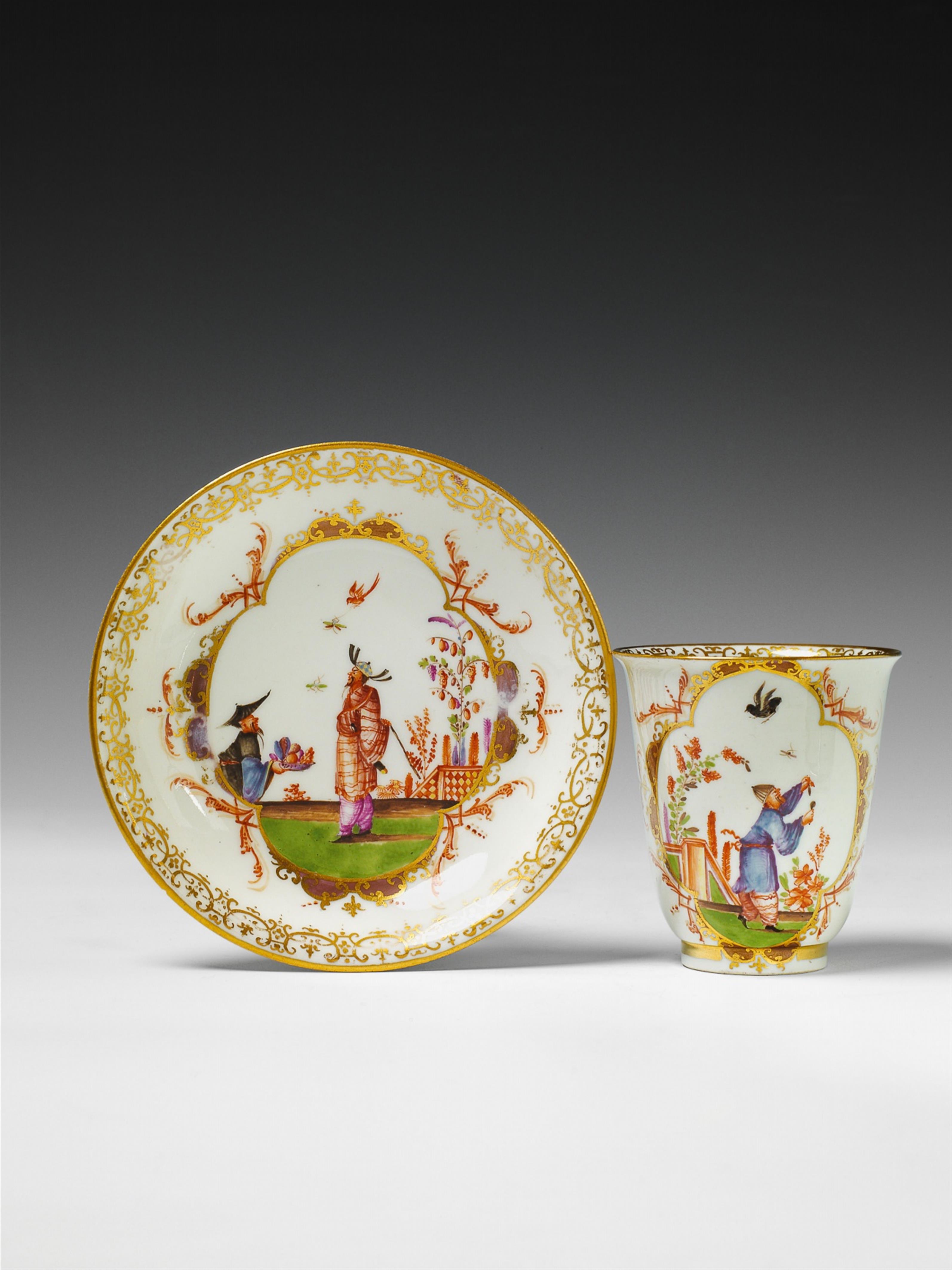 A rare Meissen beaker and saucer with chinoiserie decor. - image-1