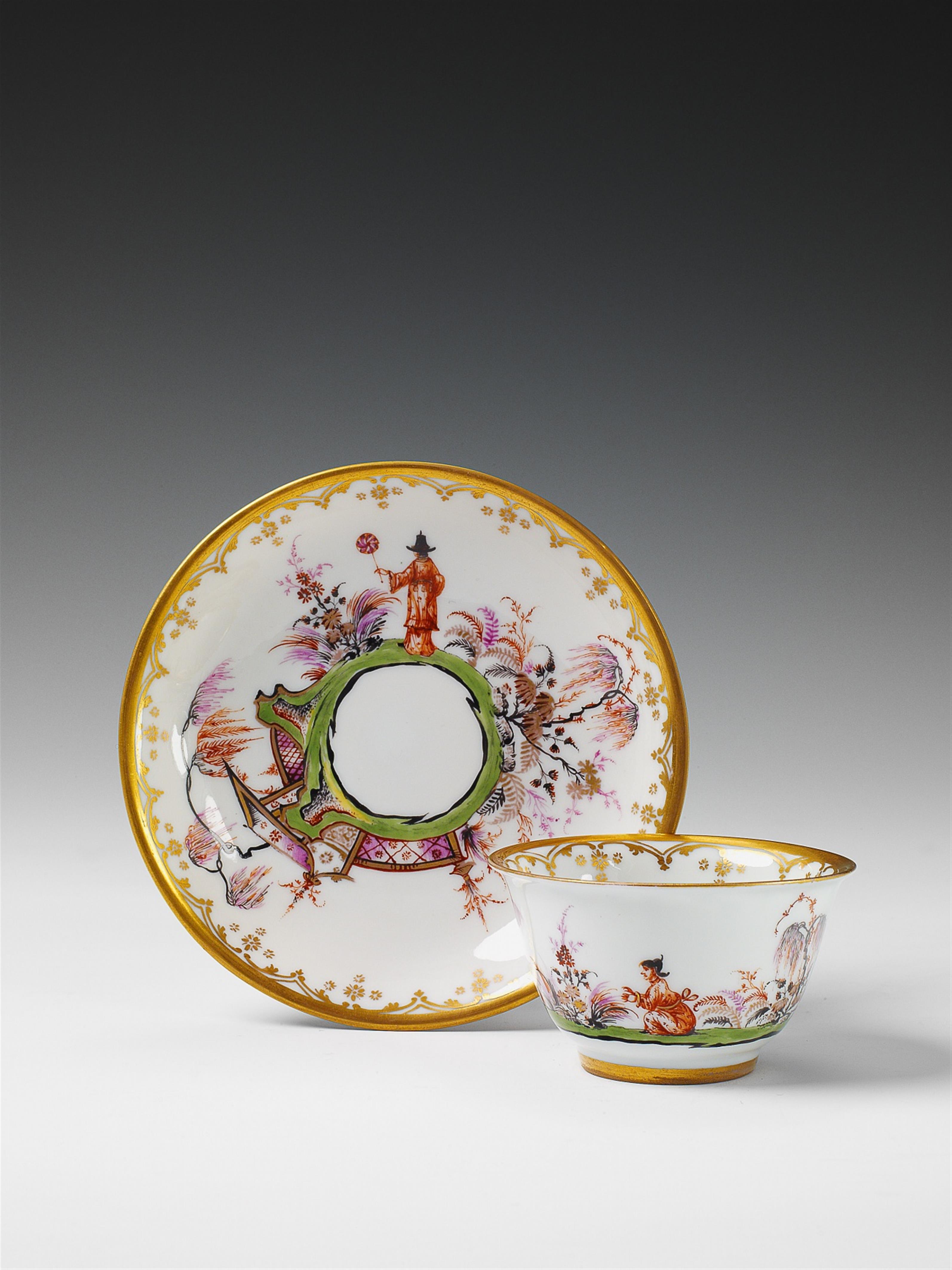 A rare Meissen tea bowl and saucer - image-1