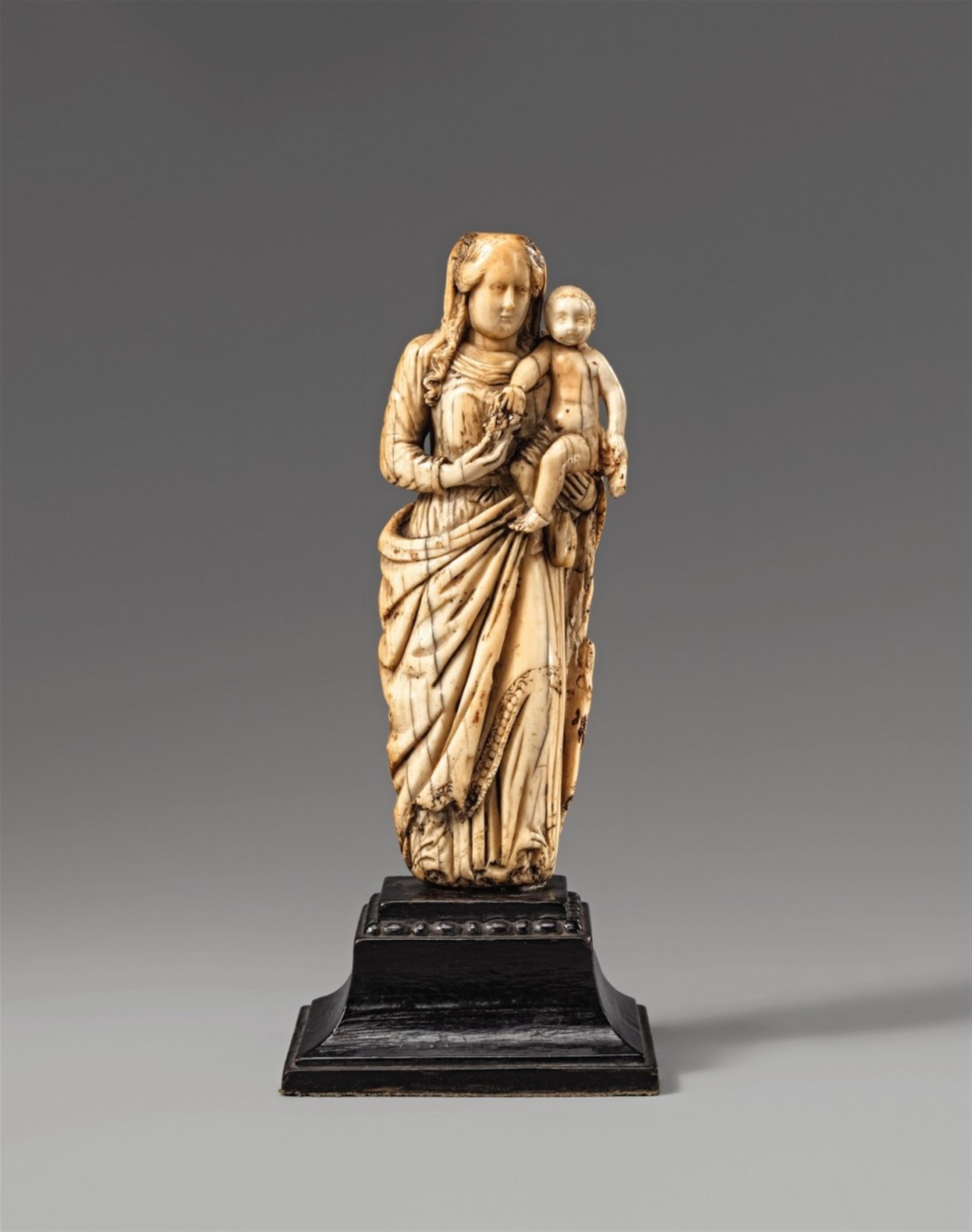Spain 17th century - A 17th century Spanish ivory figure of the Virgin with Child. - image-1