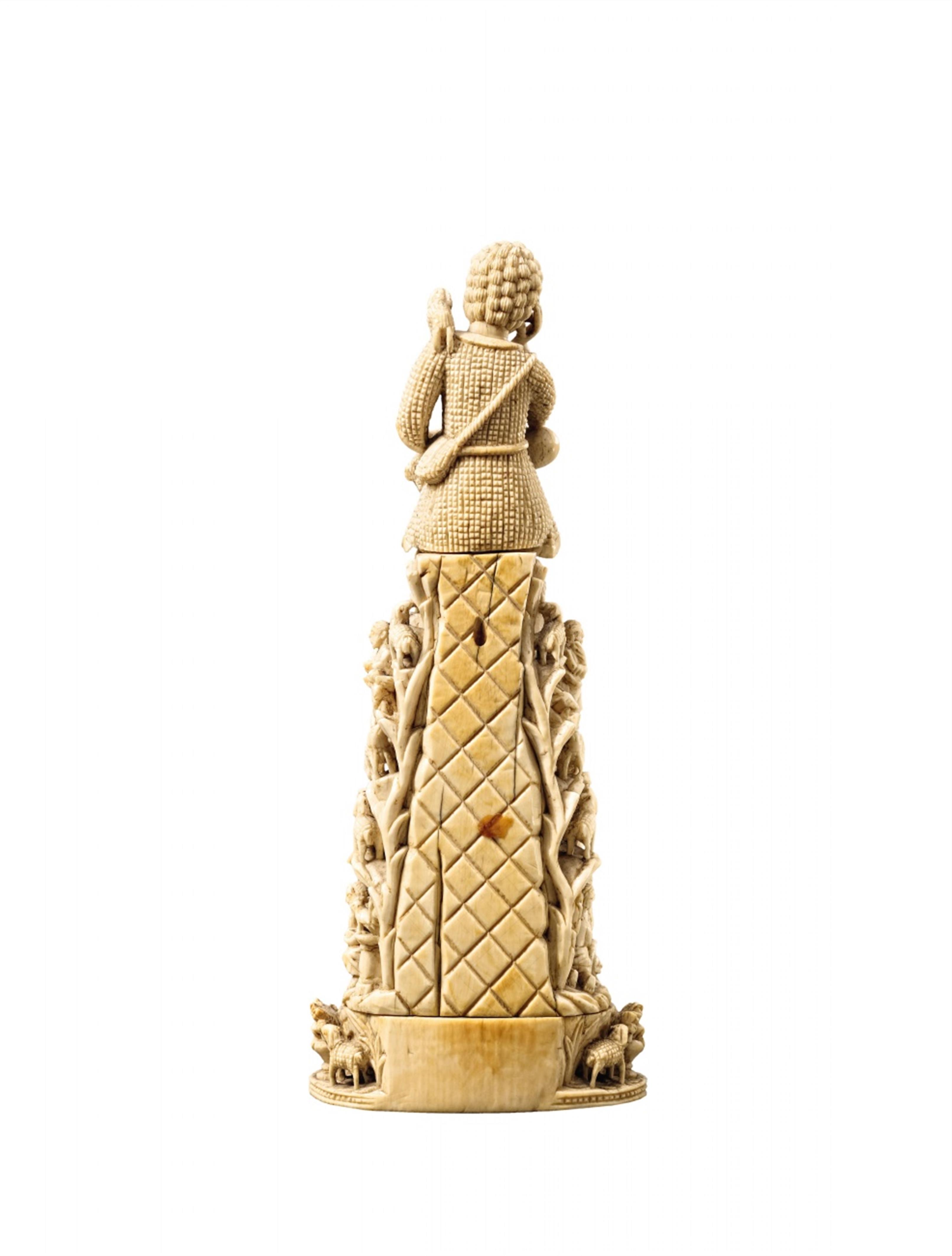 Goa 17th - 18th century - A 17th - 18th century small Goan carved ivory depiction of Christ as the good shepherd. - image-2