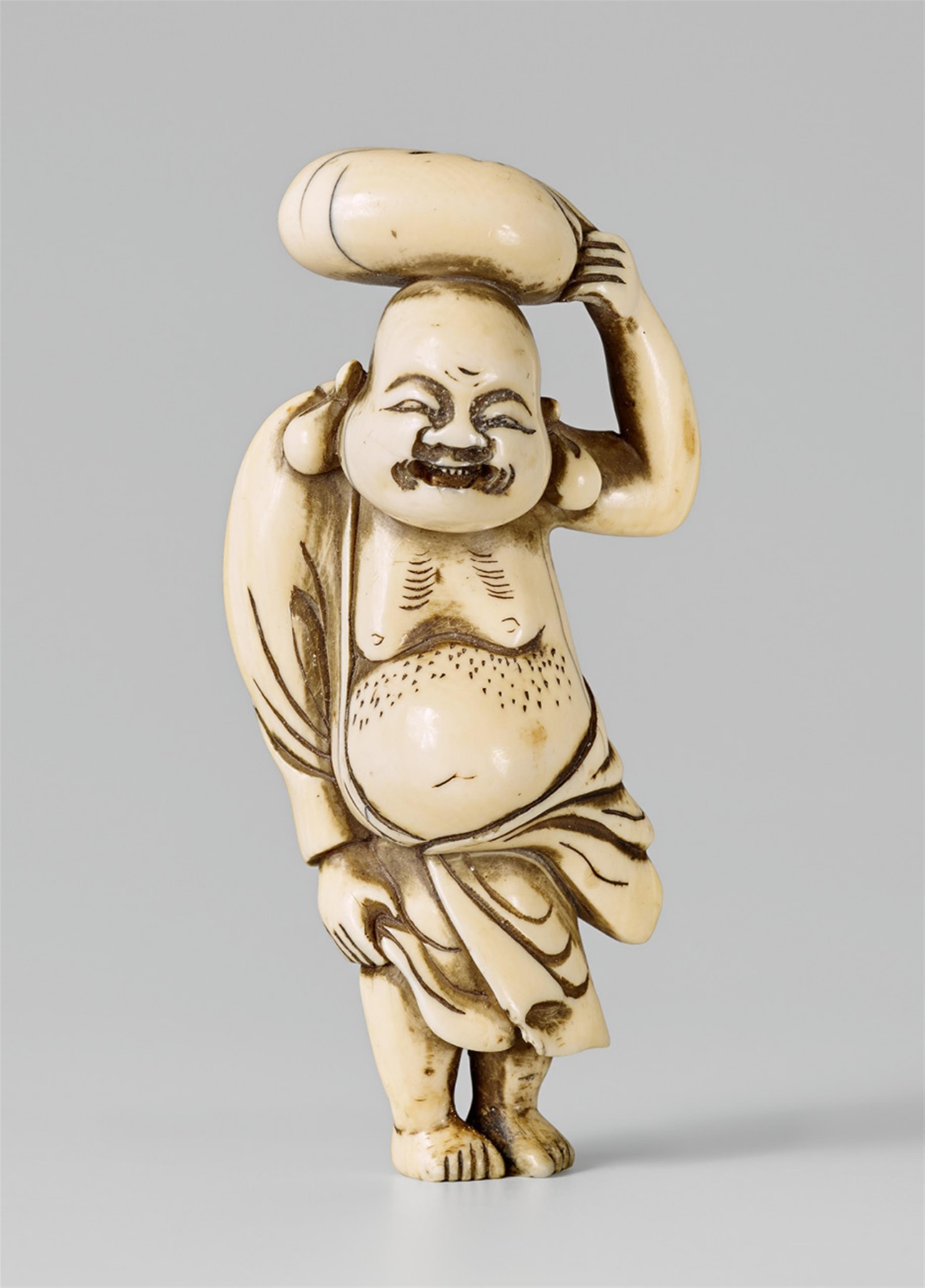 A large ivory of a laughing Hotei. Late 18th century - image-1