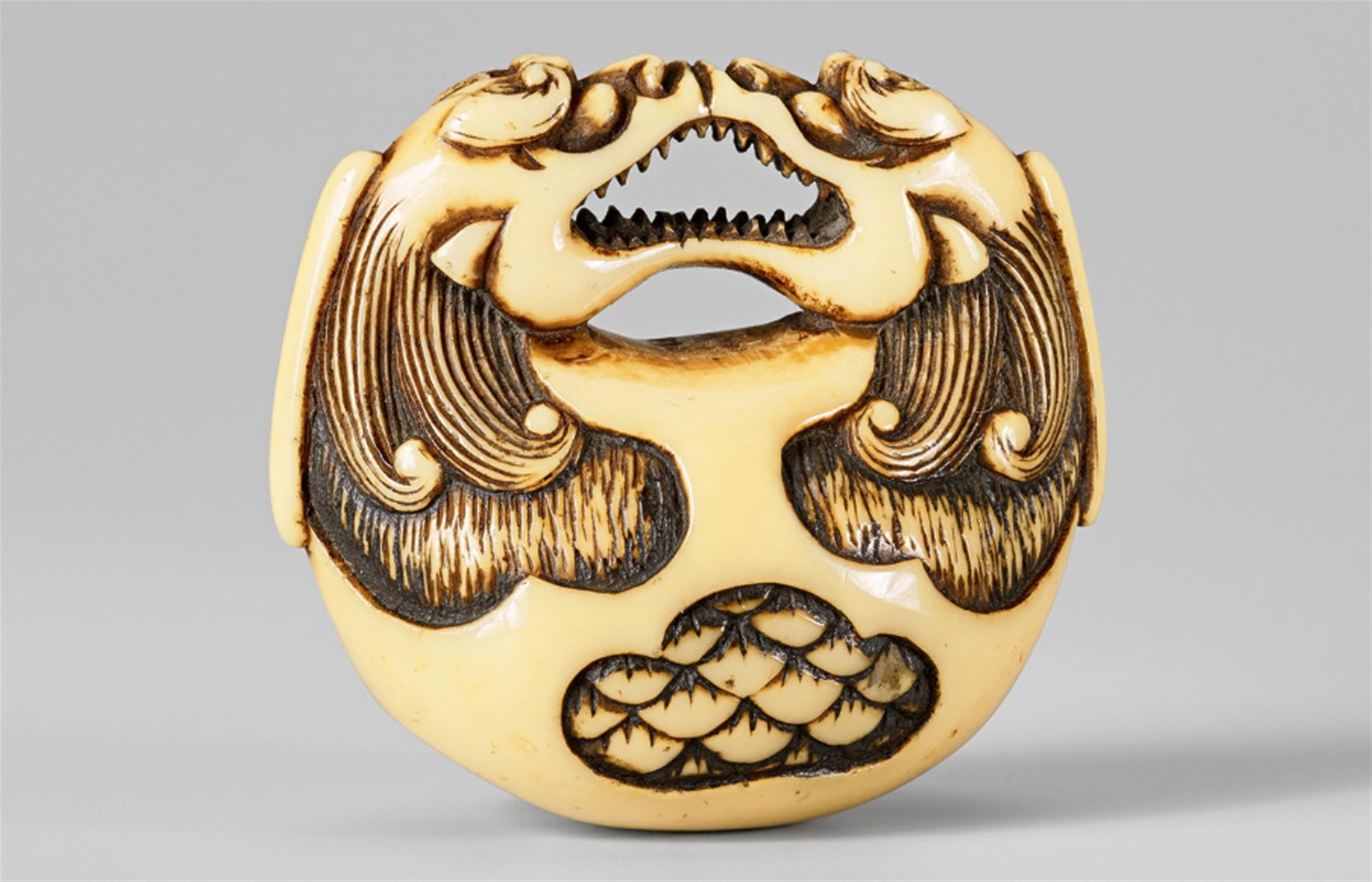 A good ivory netsuke of a mokugyo. Mid-19th century - image-1