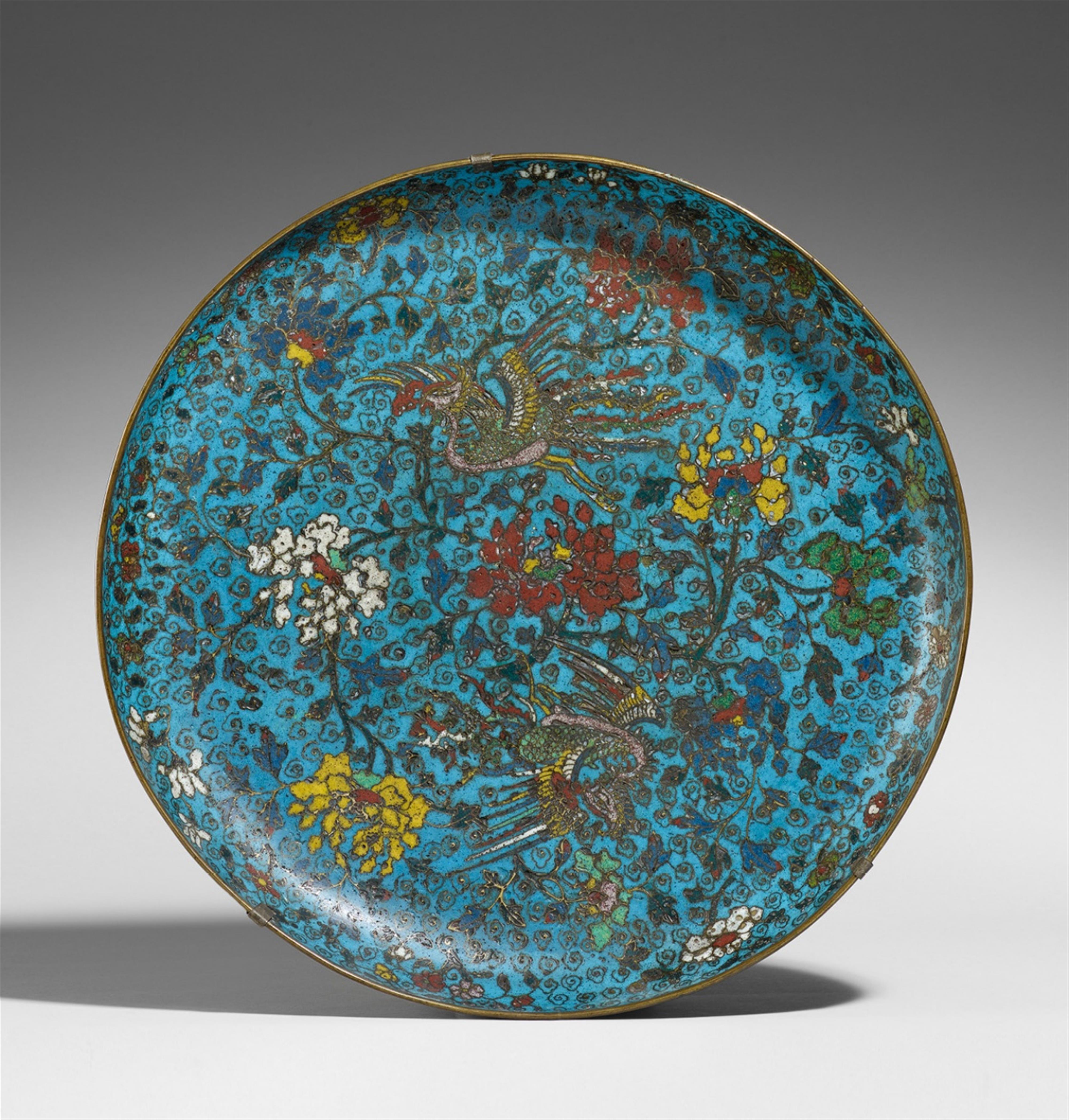A large shallow cloisonné dish of sauce shape. Ming dynasty - image-1