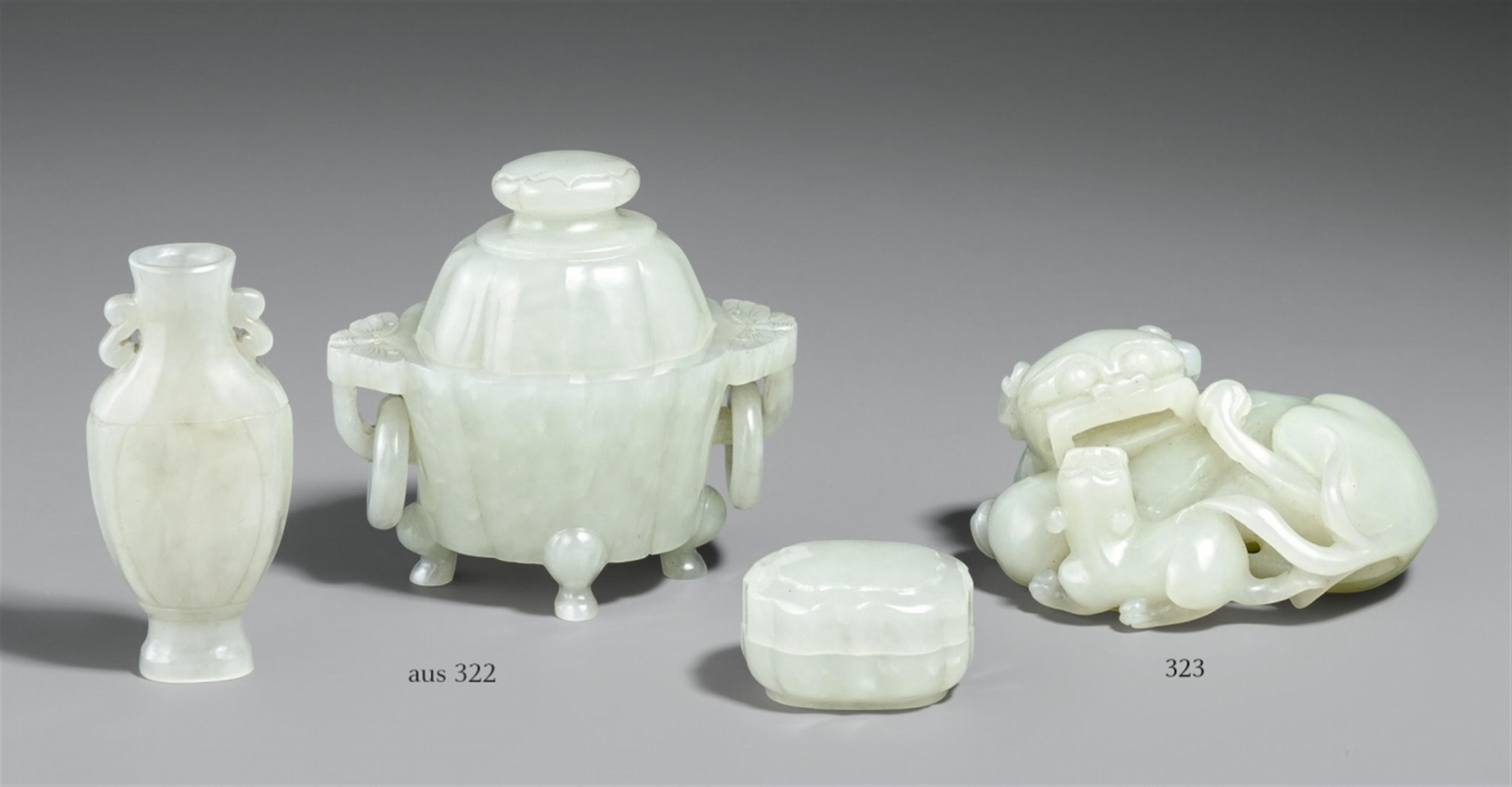 A whitish jade miniature incense set and a plaque - image-1