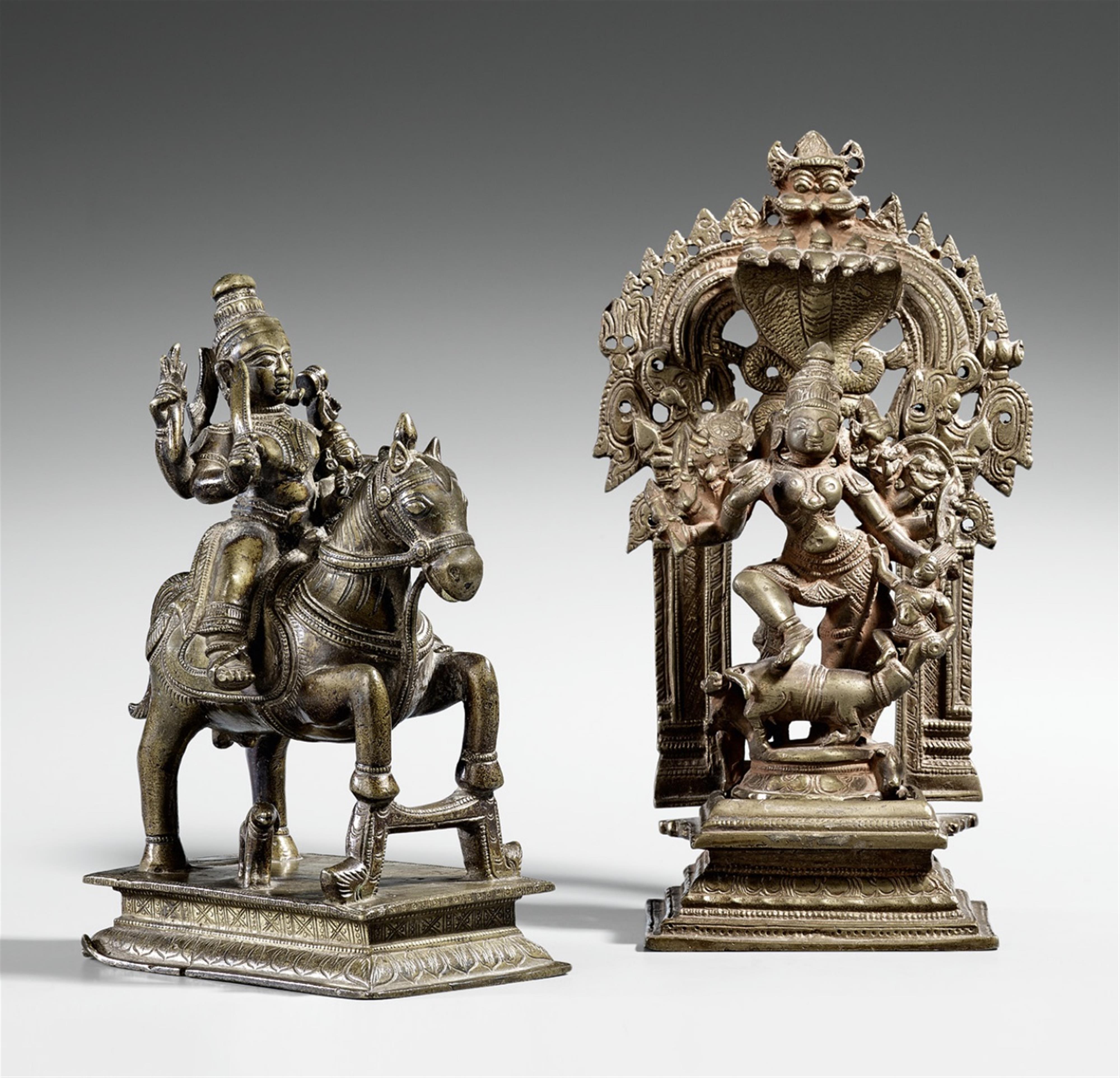 A bronze figure of Khandoba/Bhairava and Mhalsa on horseback. 19th century - image-1