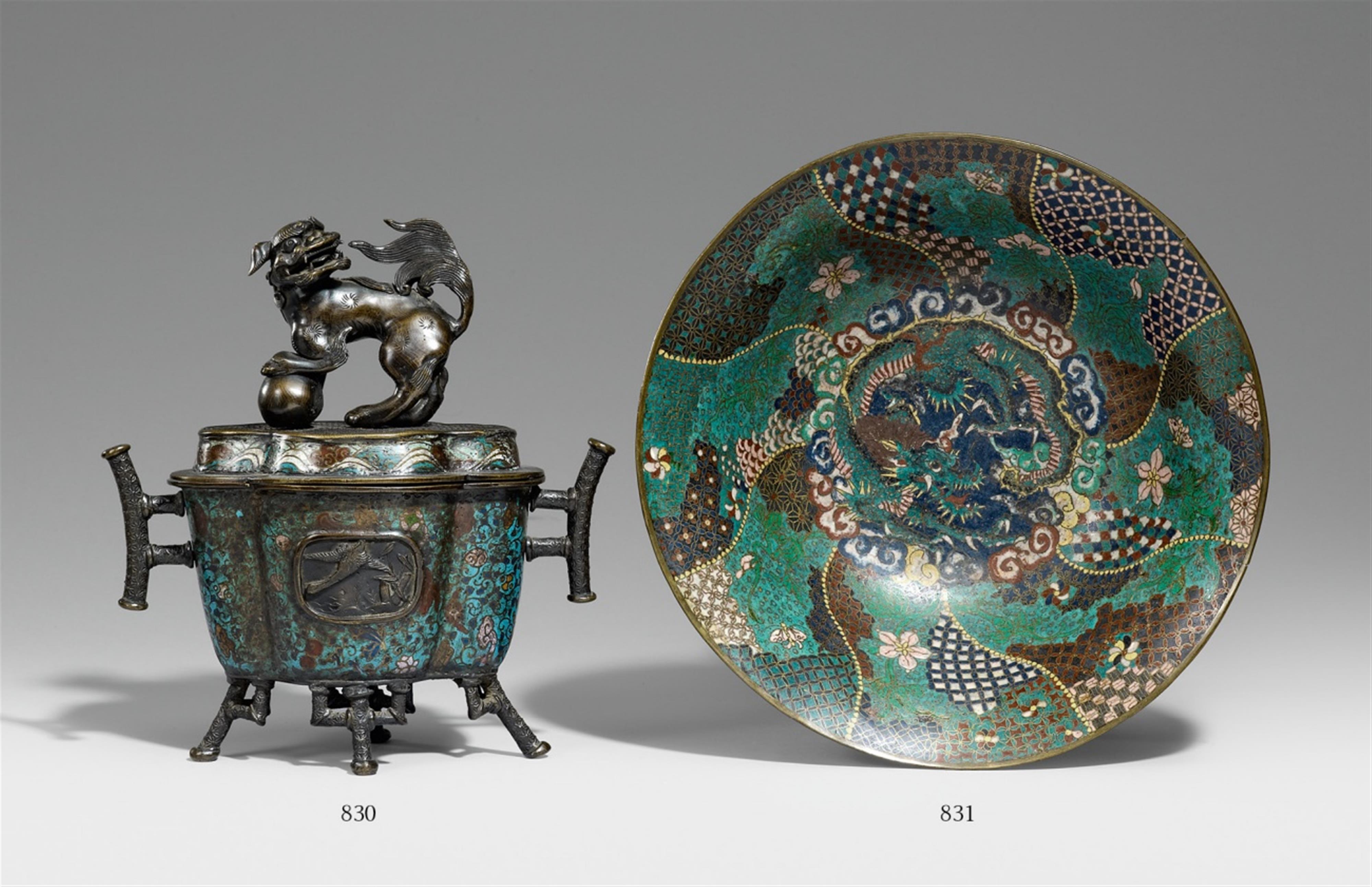 A bronze and champlevé enamel lidded vessel. 19th century - image-1