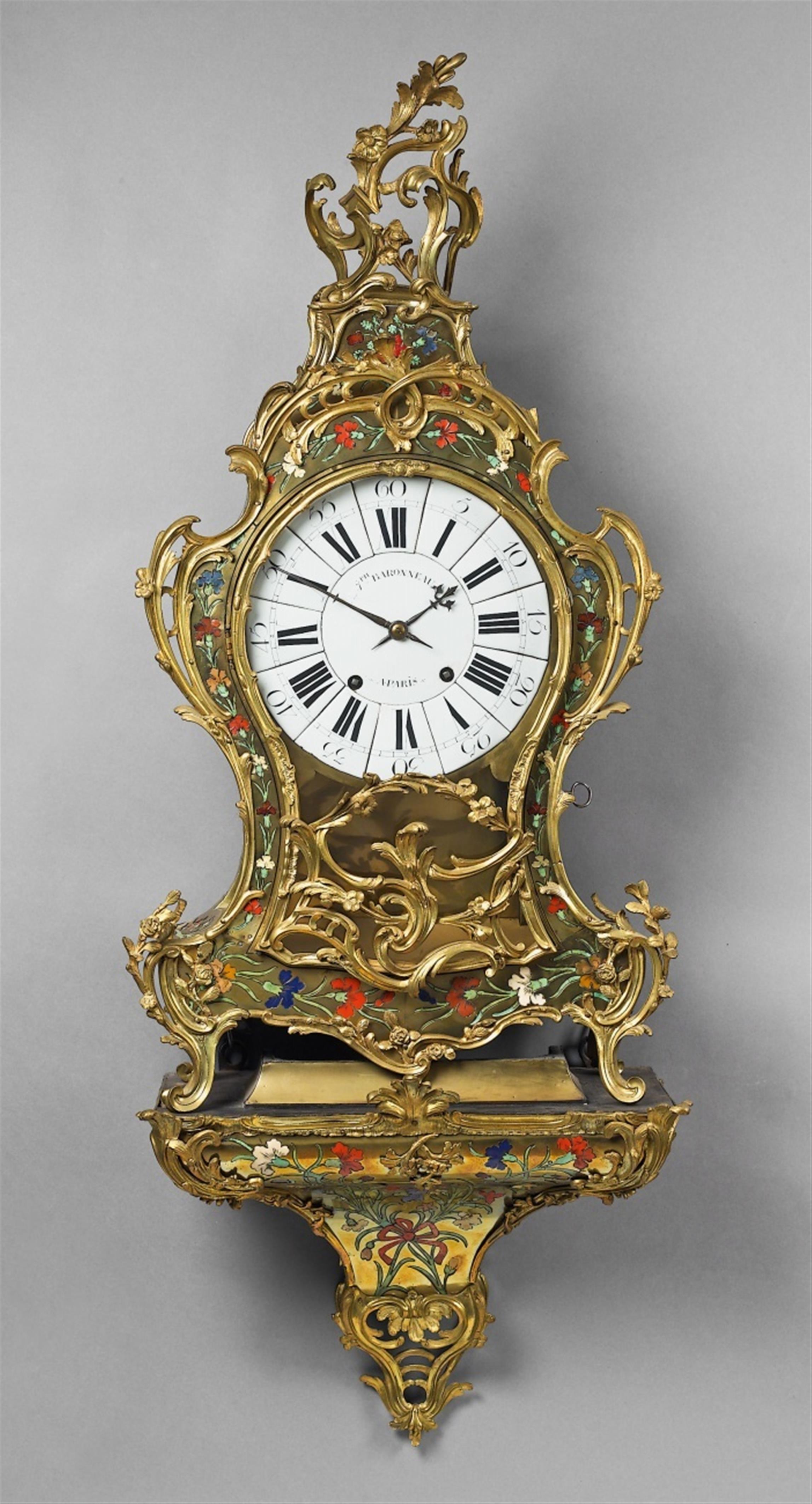 An époque Louis XV cartel clock - image-1