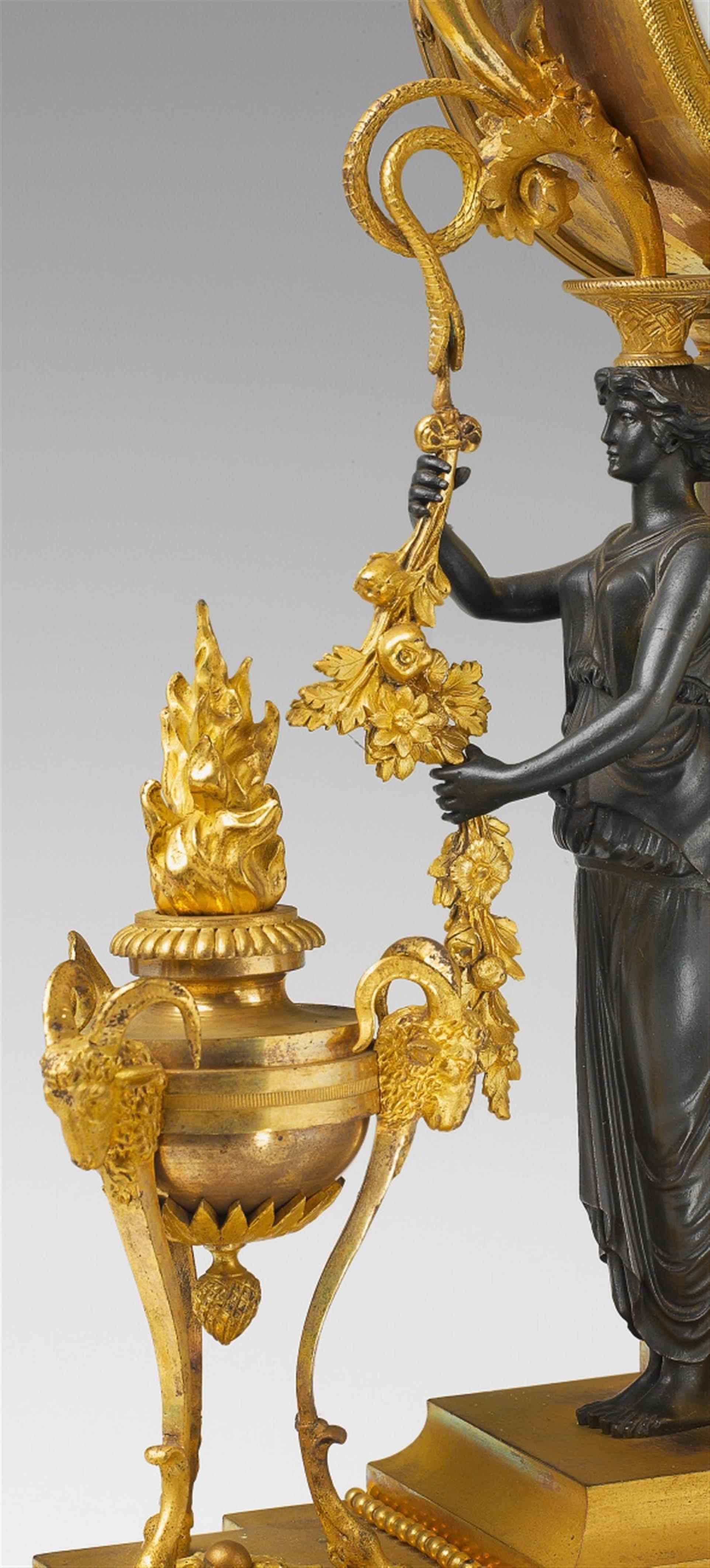 Pendule époque Louis XVI - image-2