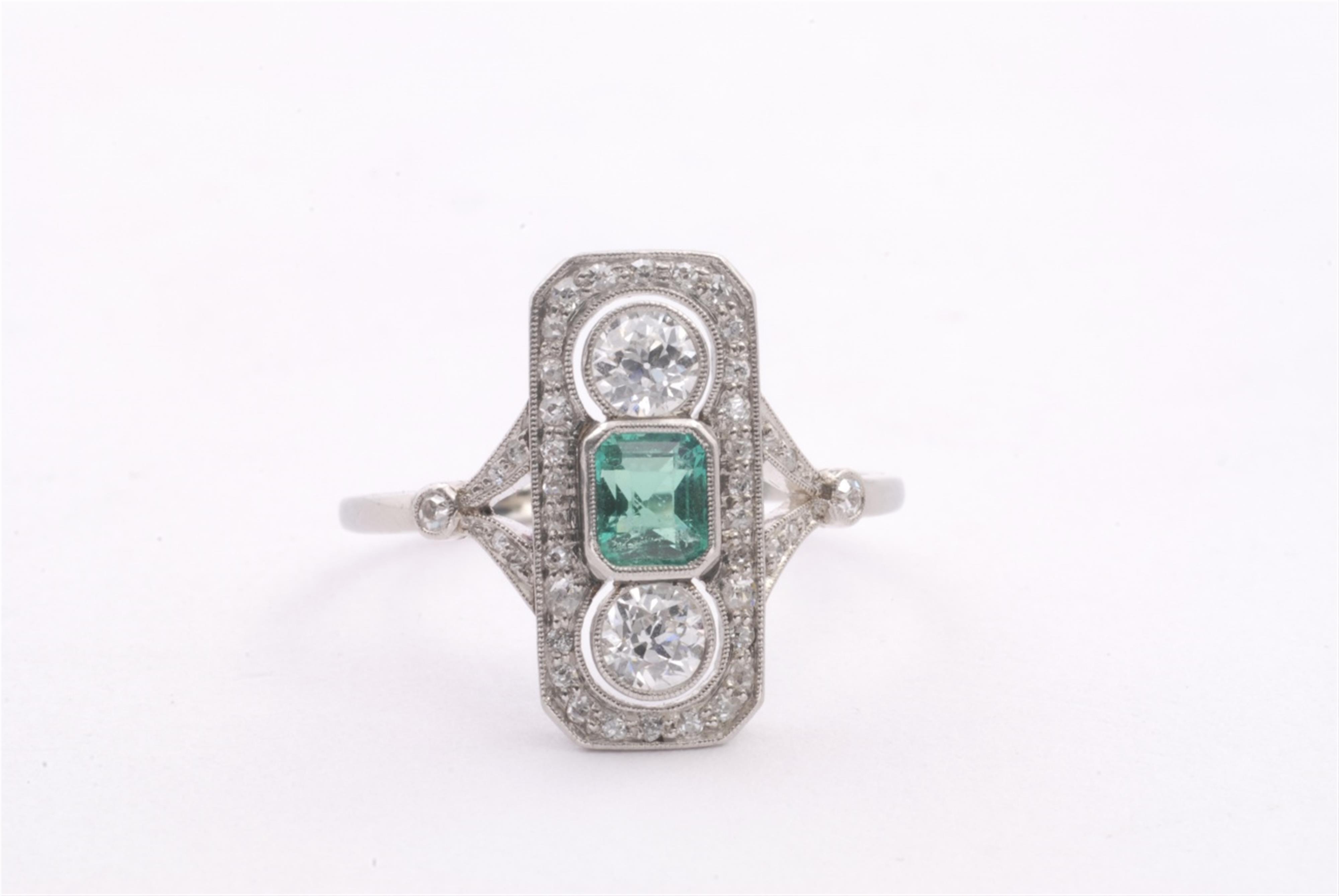 Art Déco-Ring mit Smaragd - image-1