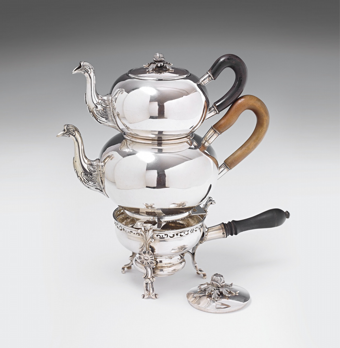 A Brunswick silver teapot and rechaud - image-1