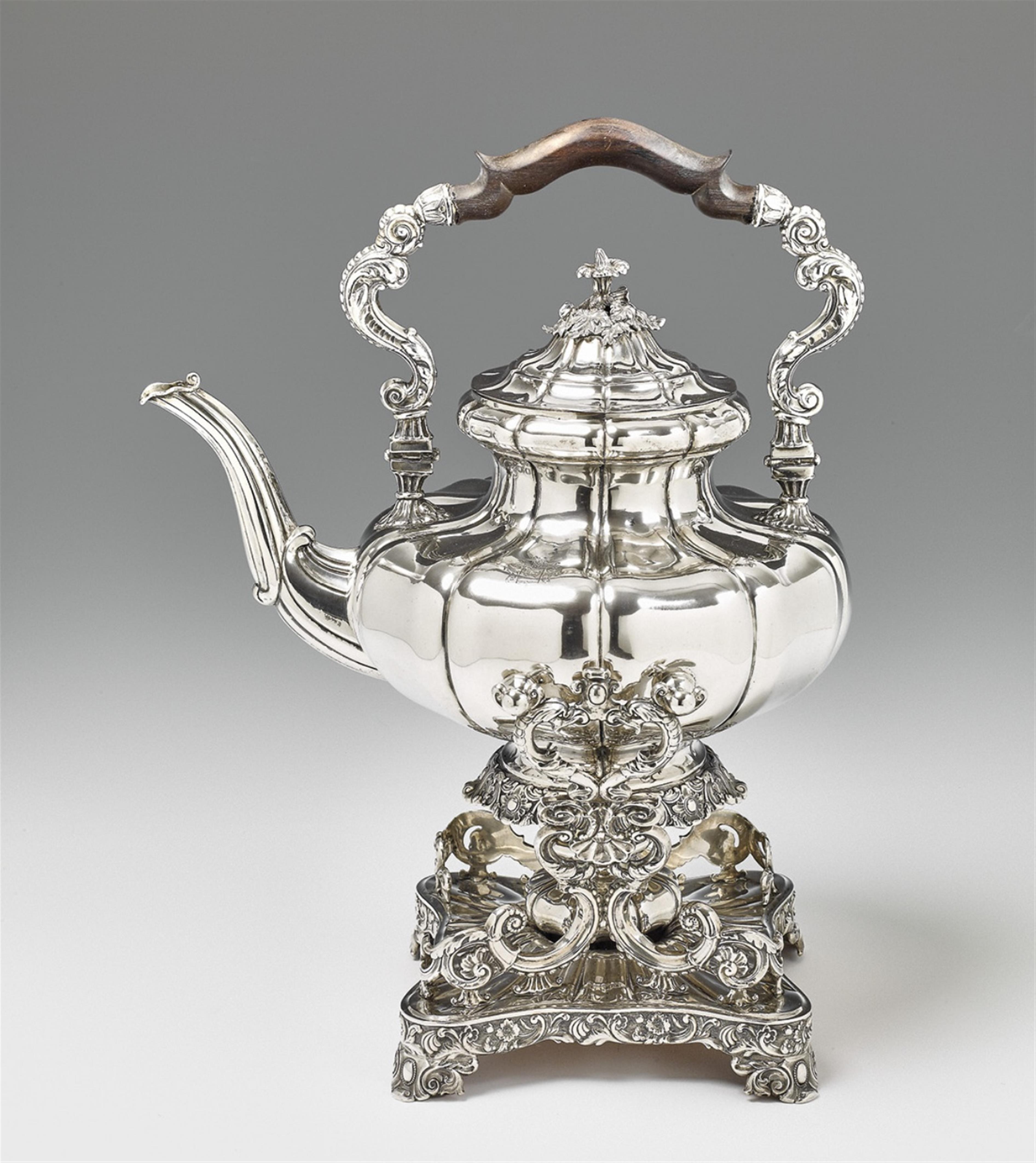 A large Hanau silver teapot and rechaud - image-1