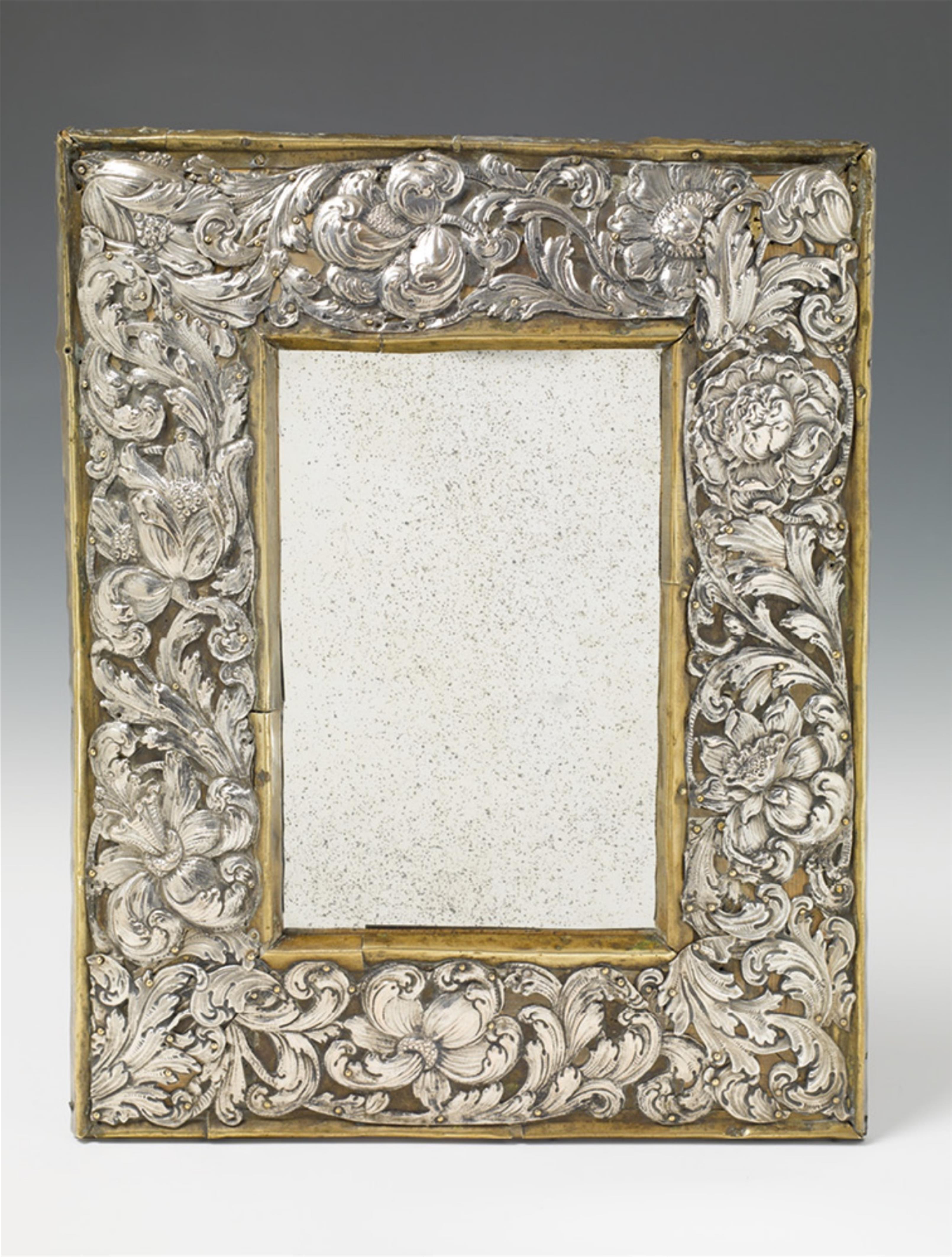 A Baroque silver frame - image-1