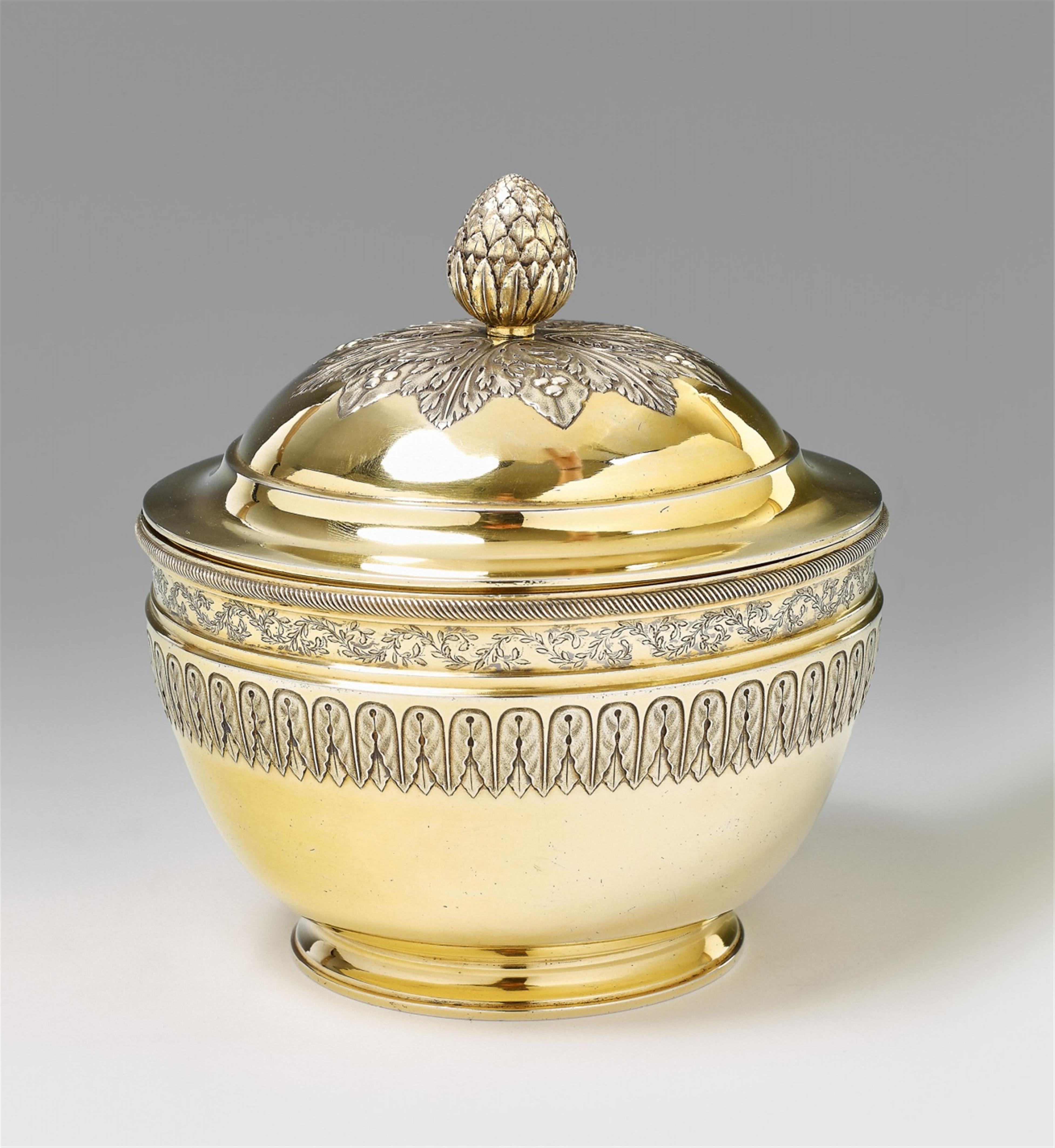 A Strasbourg silver gilt box and cover - image-1